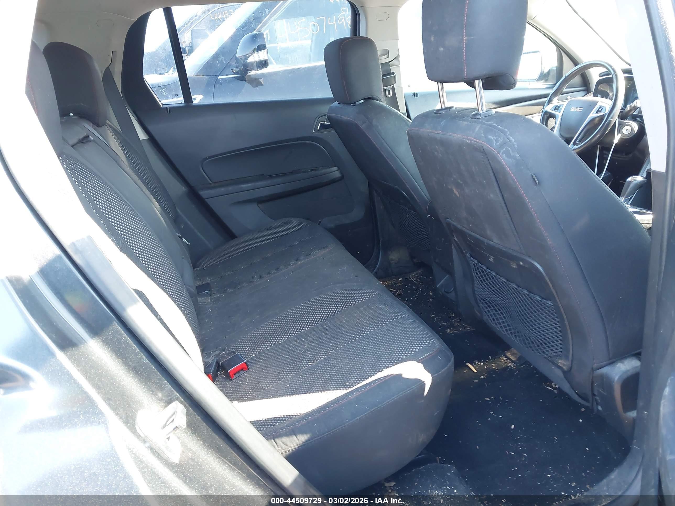 GMC TERRAIN image 8