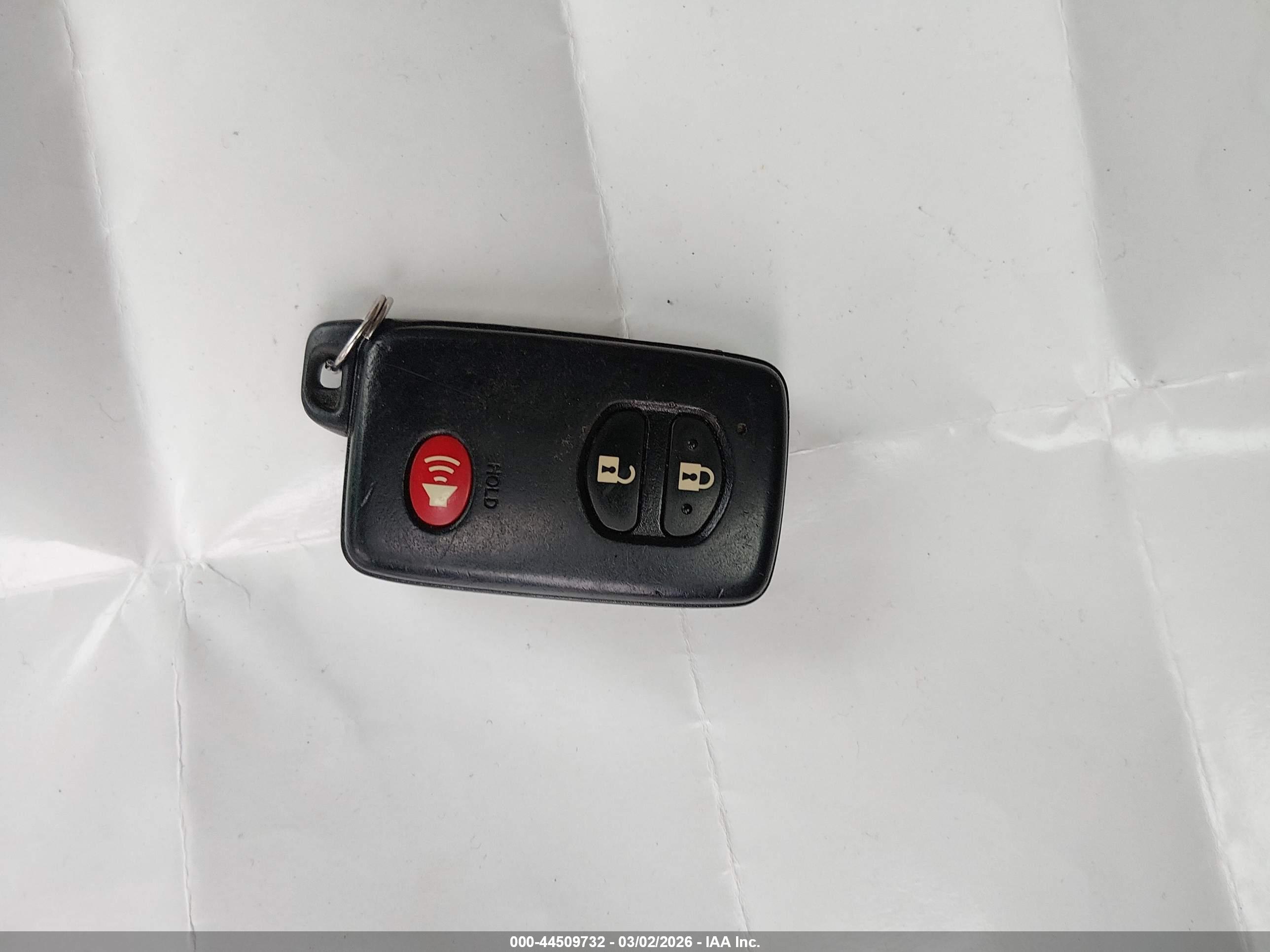 TOYOTA PRIUS image 11