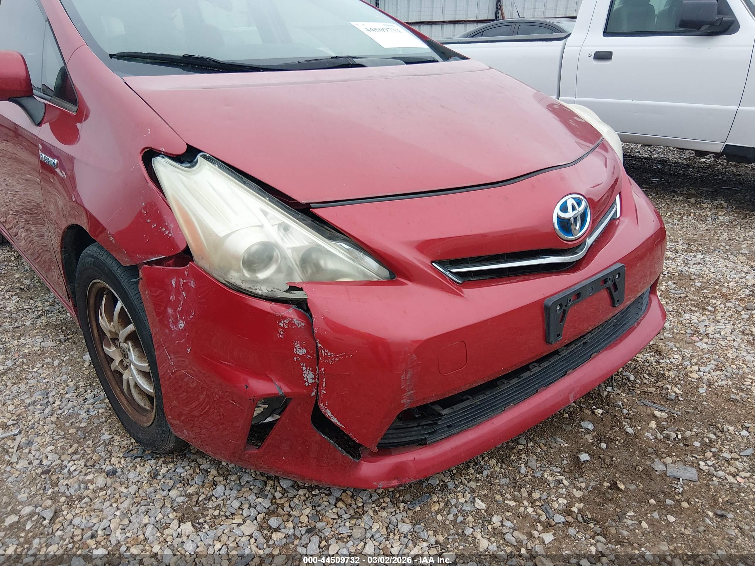TOYOTA PRIUS image 6