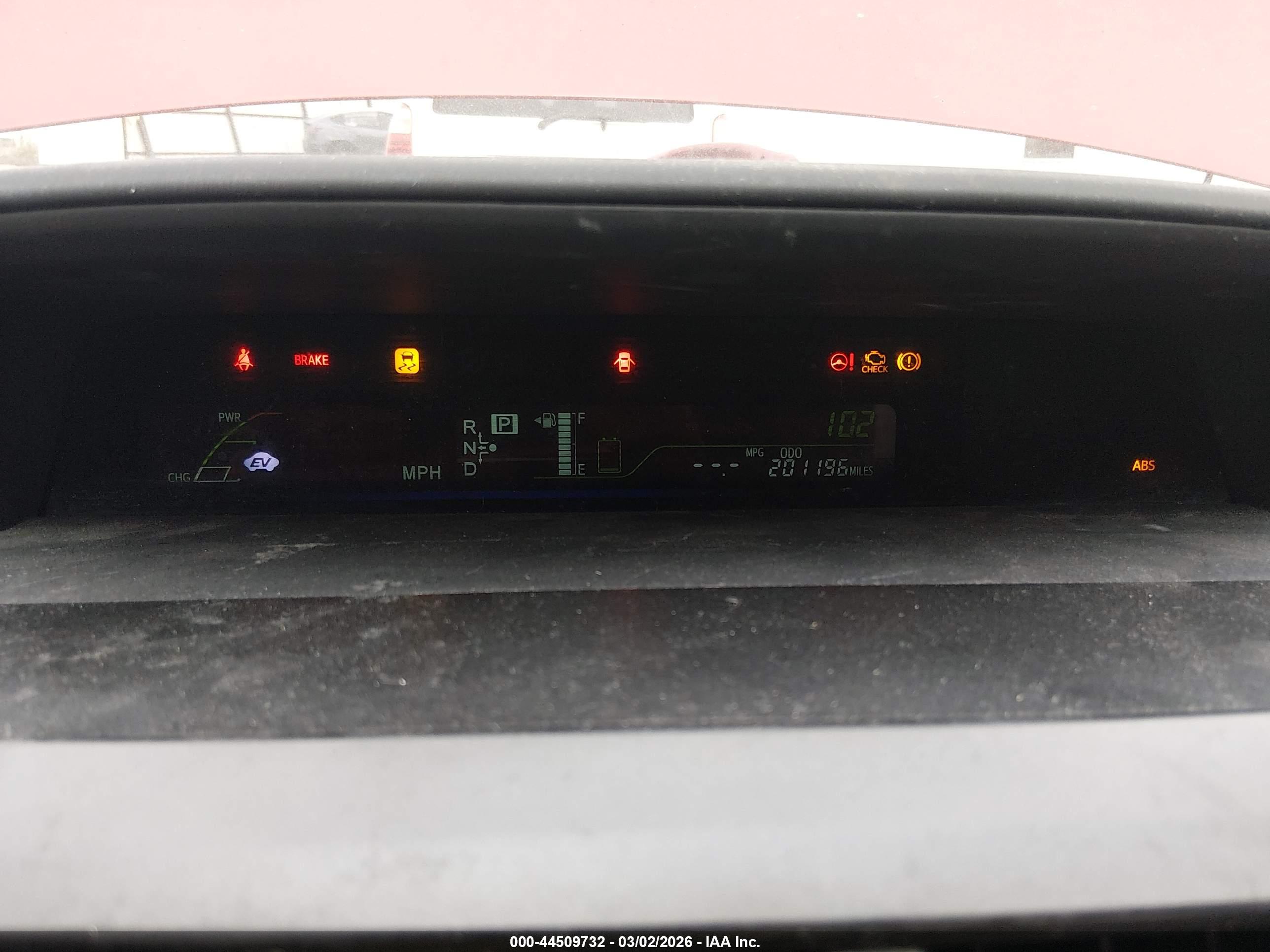 TOYOTA PRIUS image 7