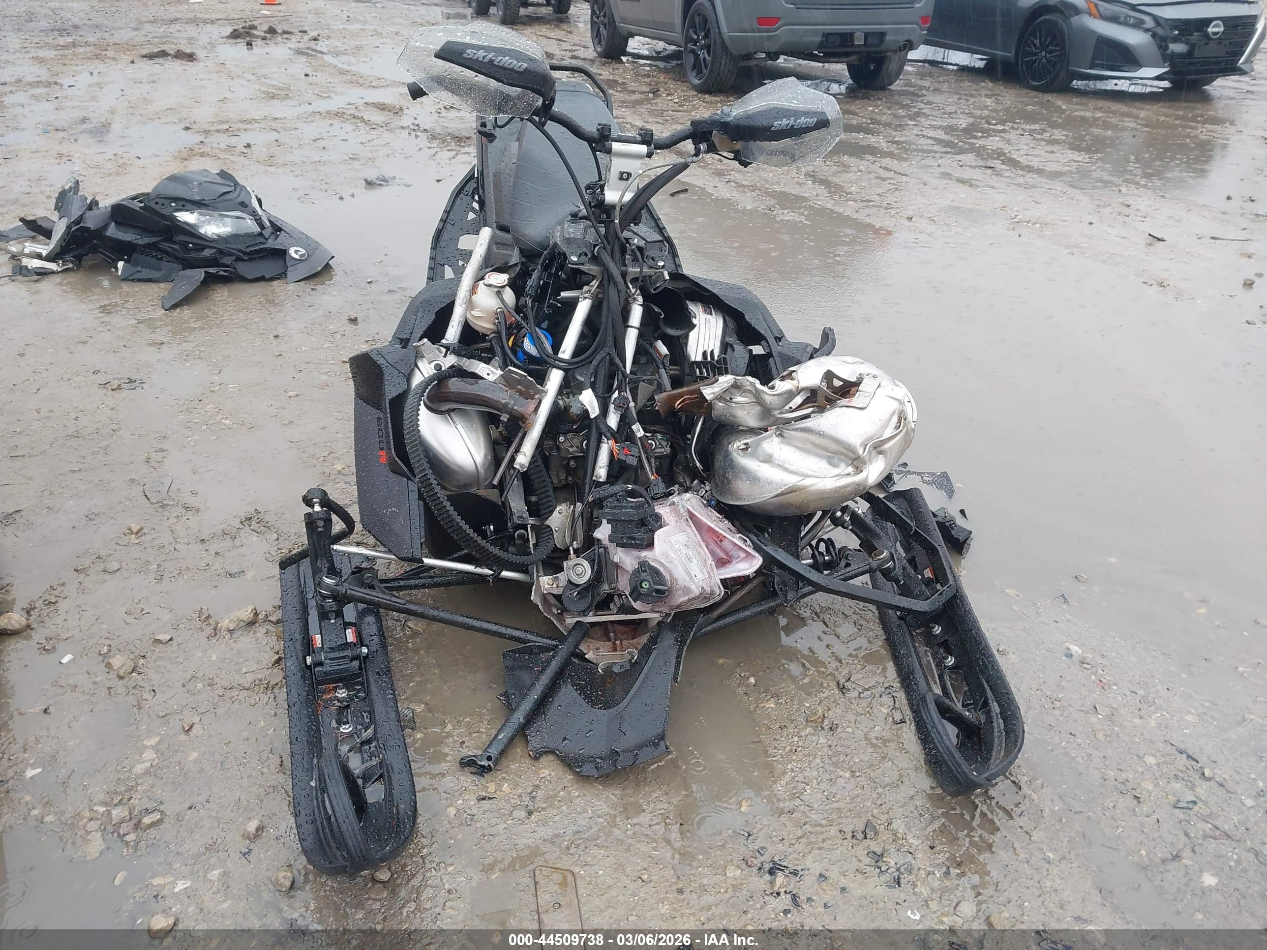 SKI-DOO MX image 6