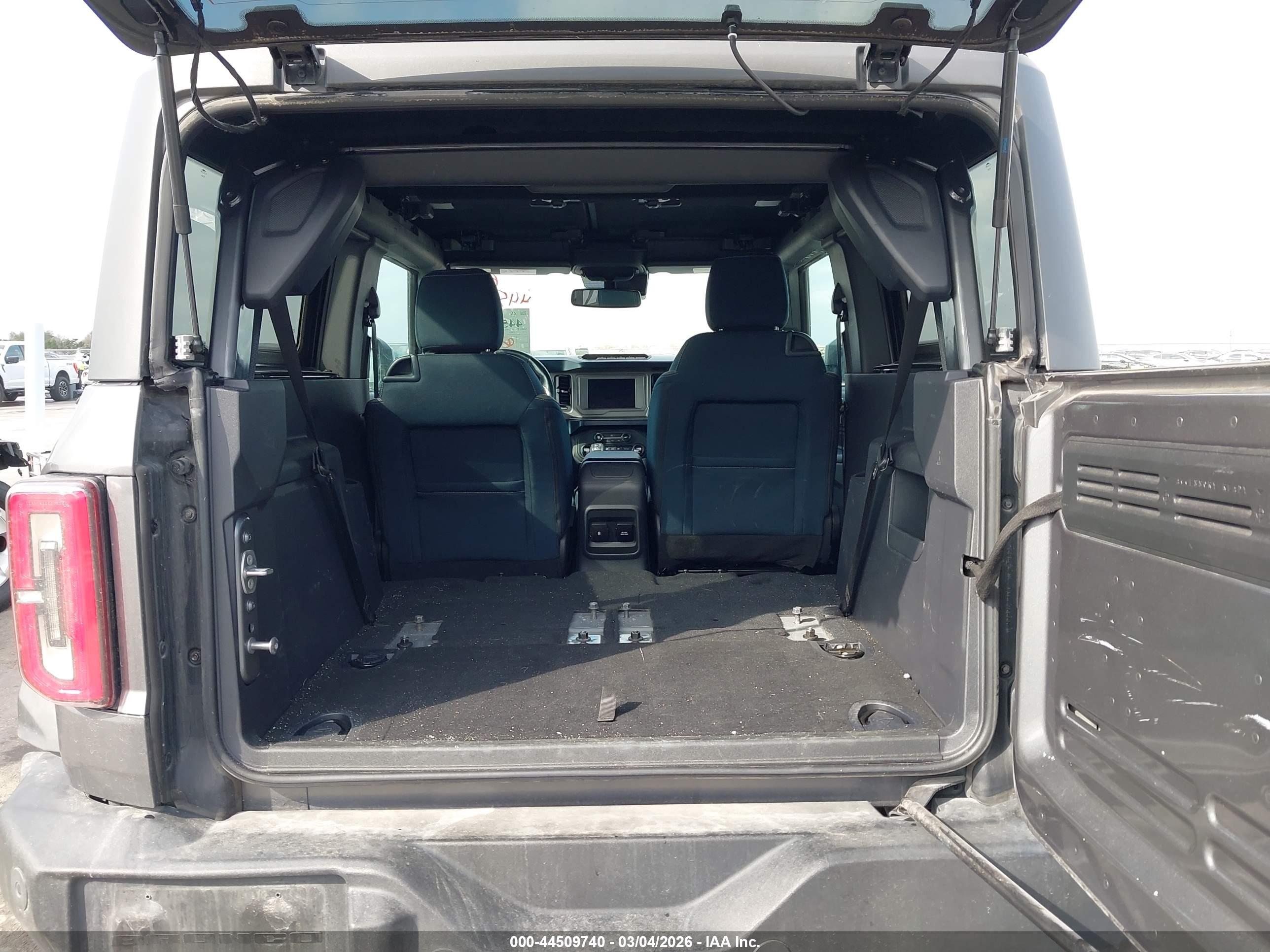 FORD BRONCO image 8