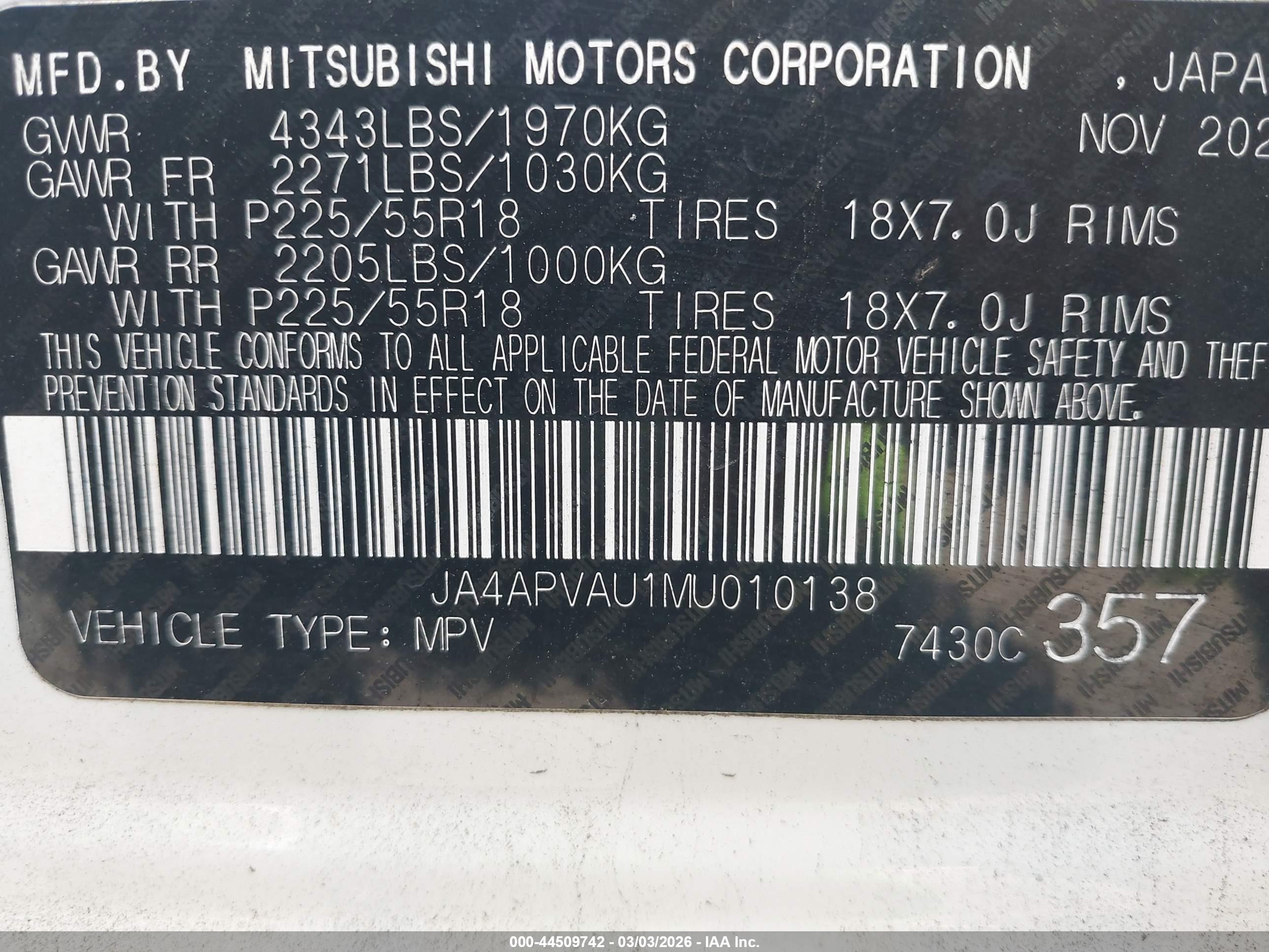 MITSUBISHI OUTLANDER image 9