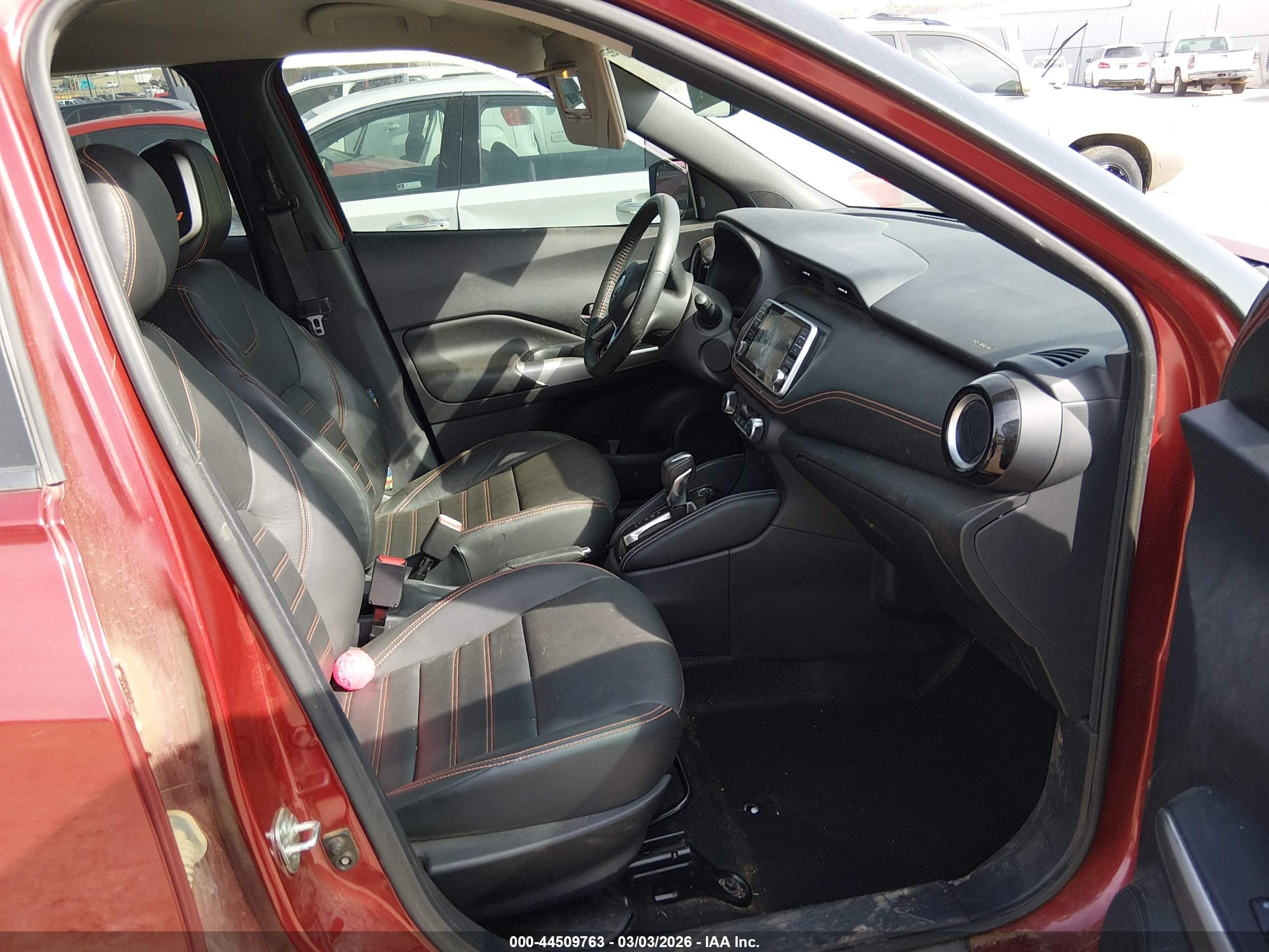 NISSAN KICKS image 5