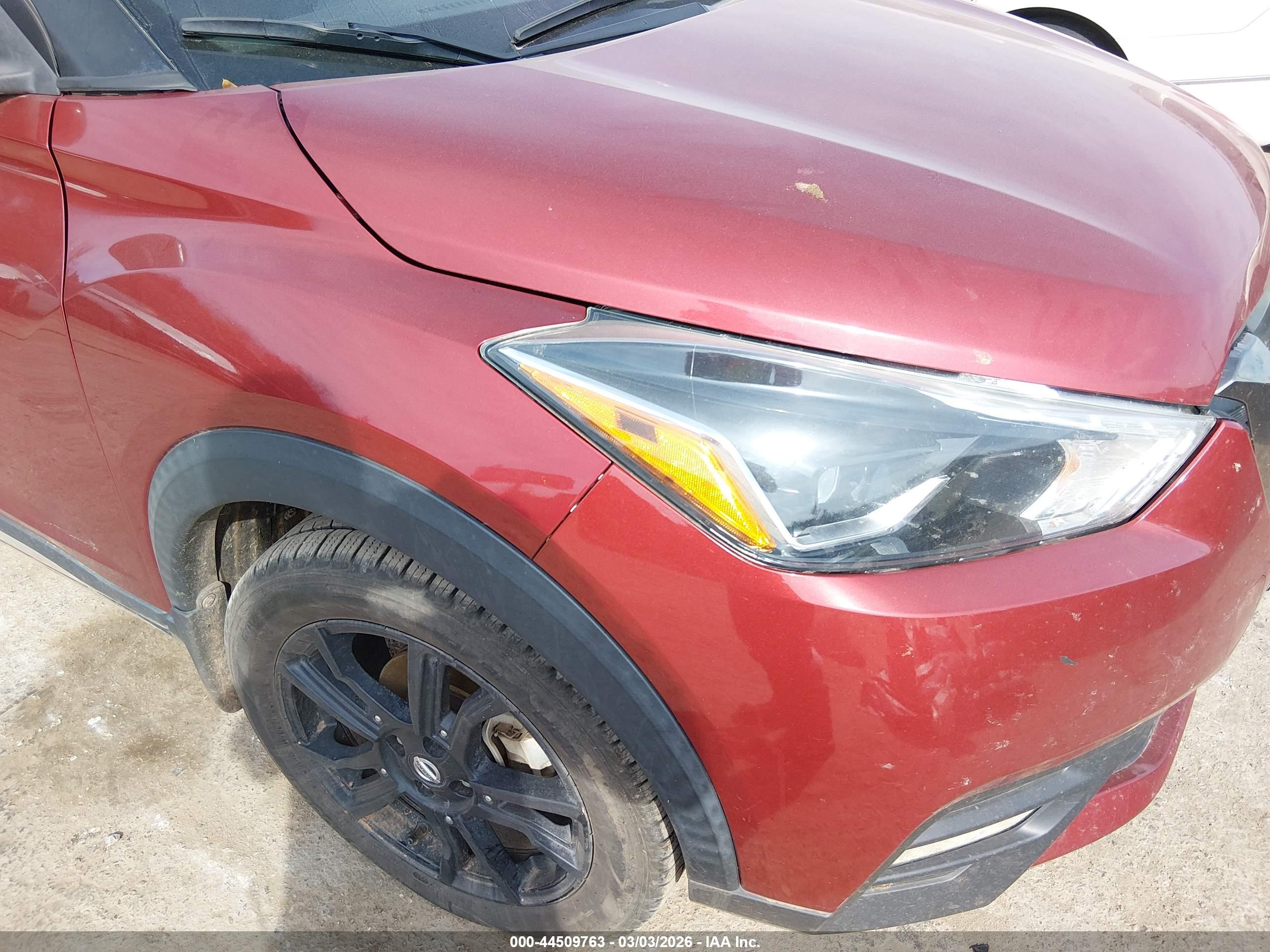 NISSAN KICKS image 6