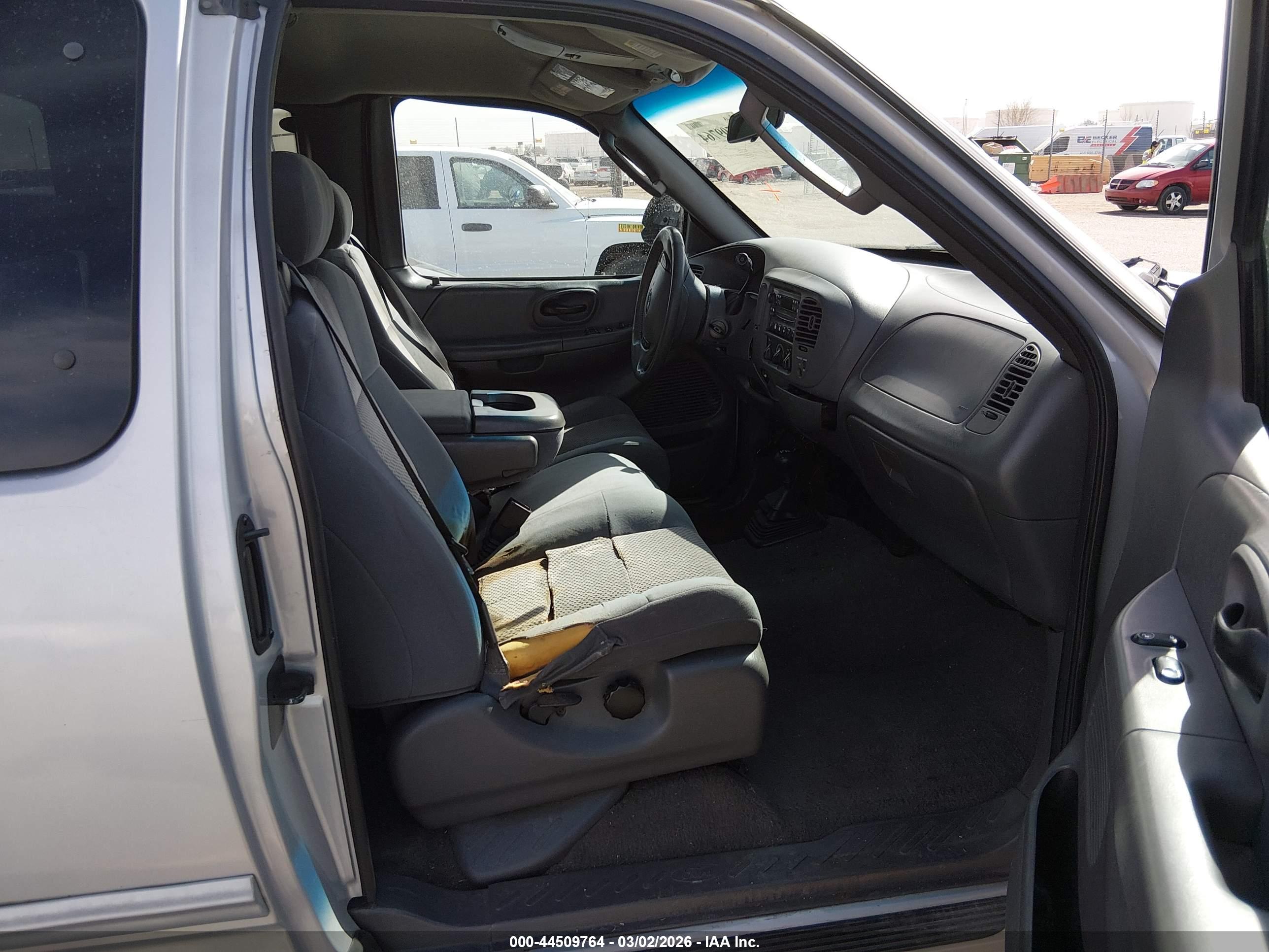 FORD F-150 image 5