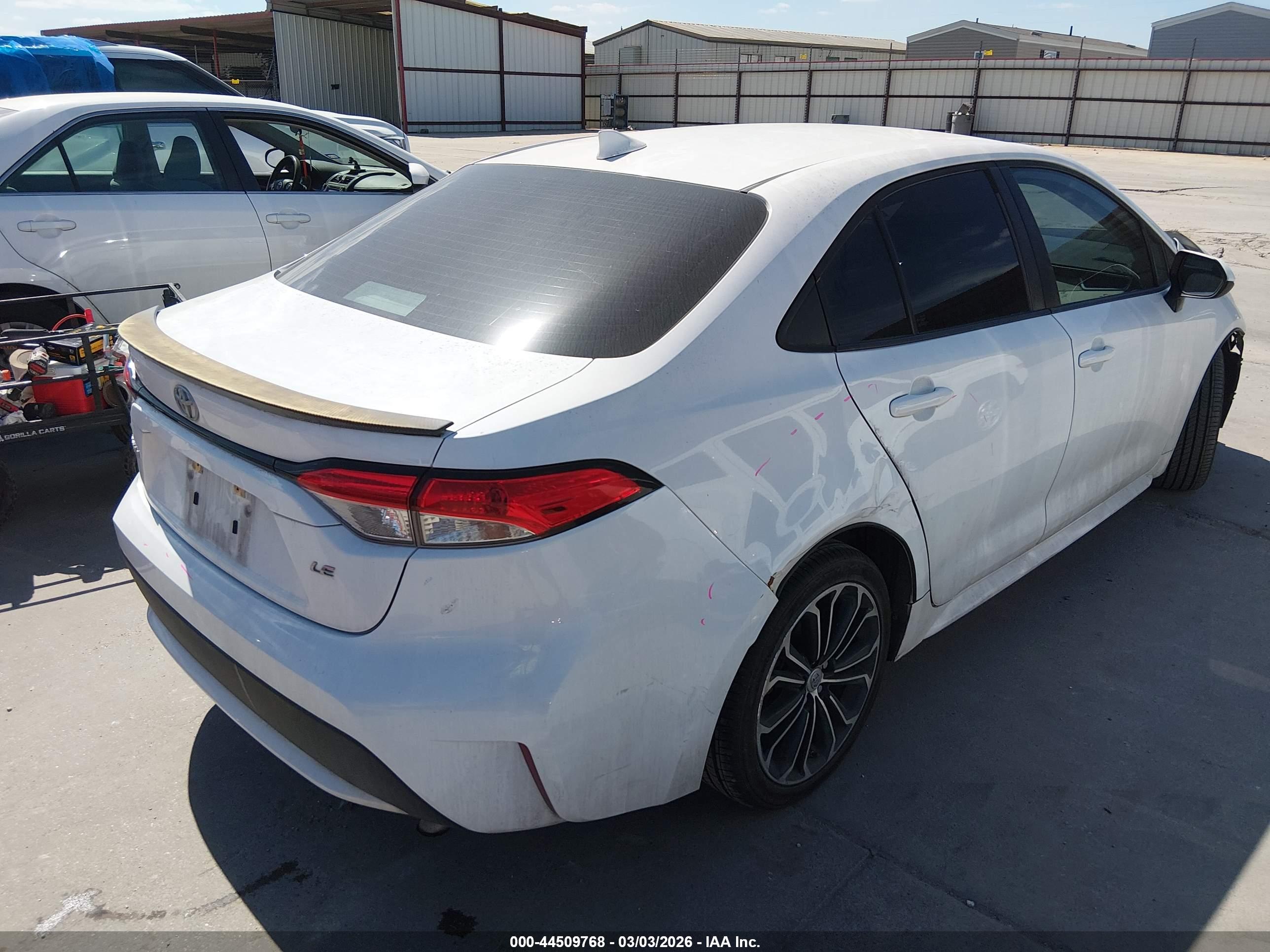 TOYOTA COROLLA image 4
