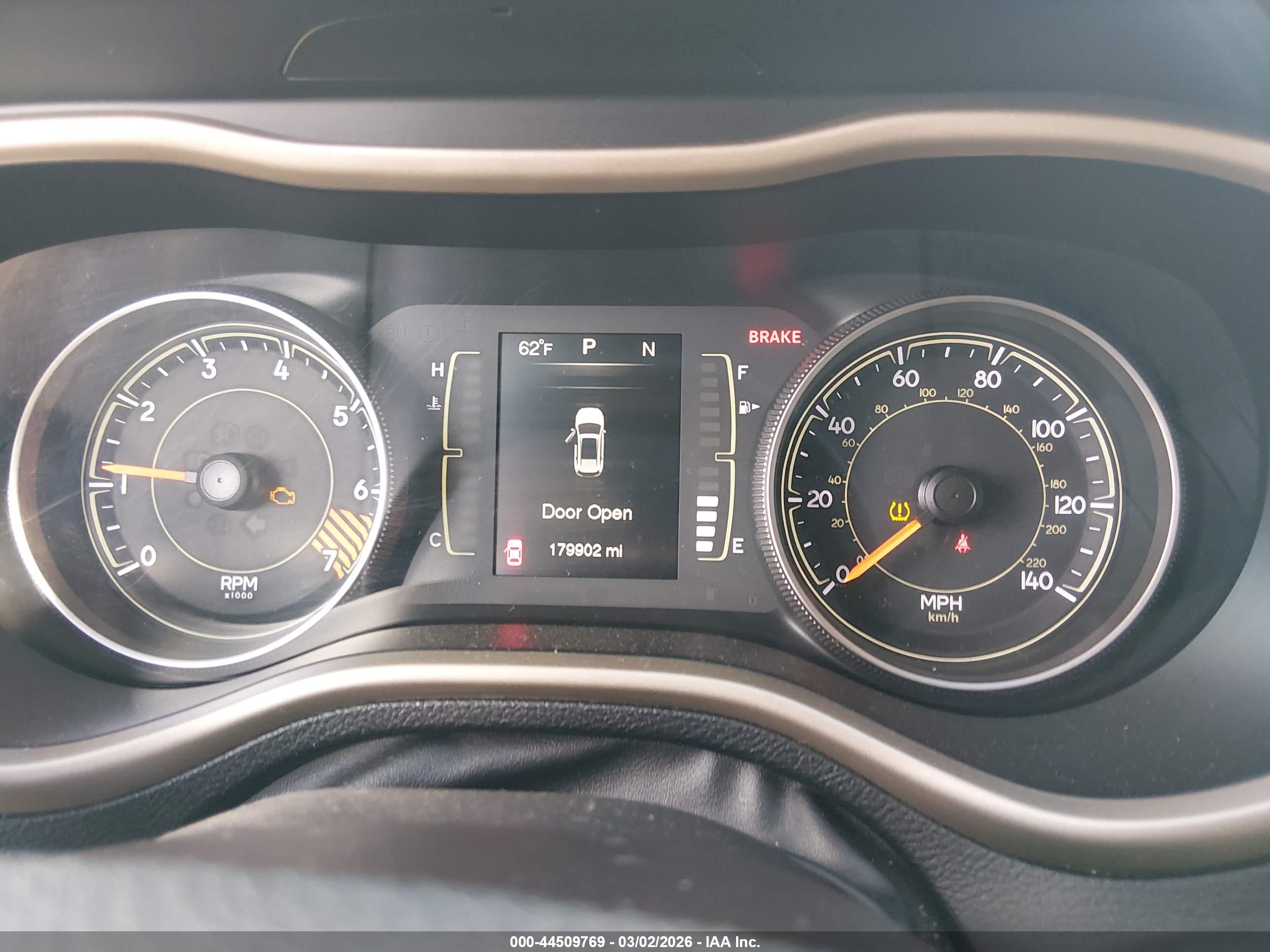 JEEP CHEROKEE image 7