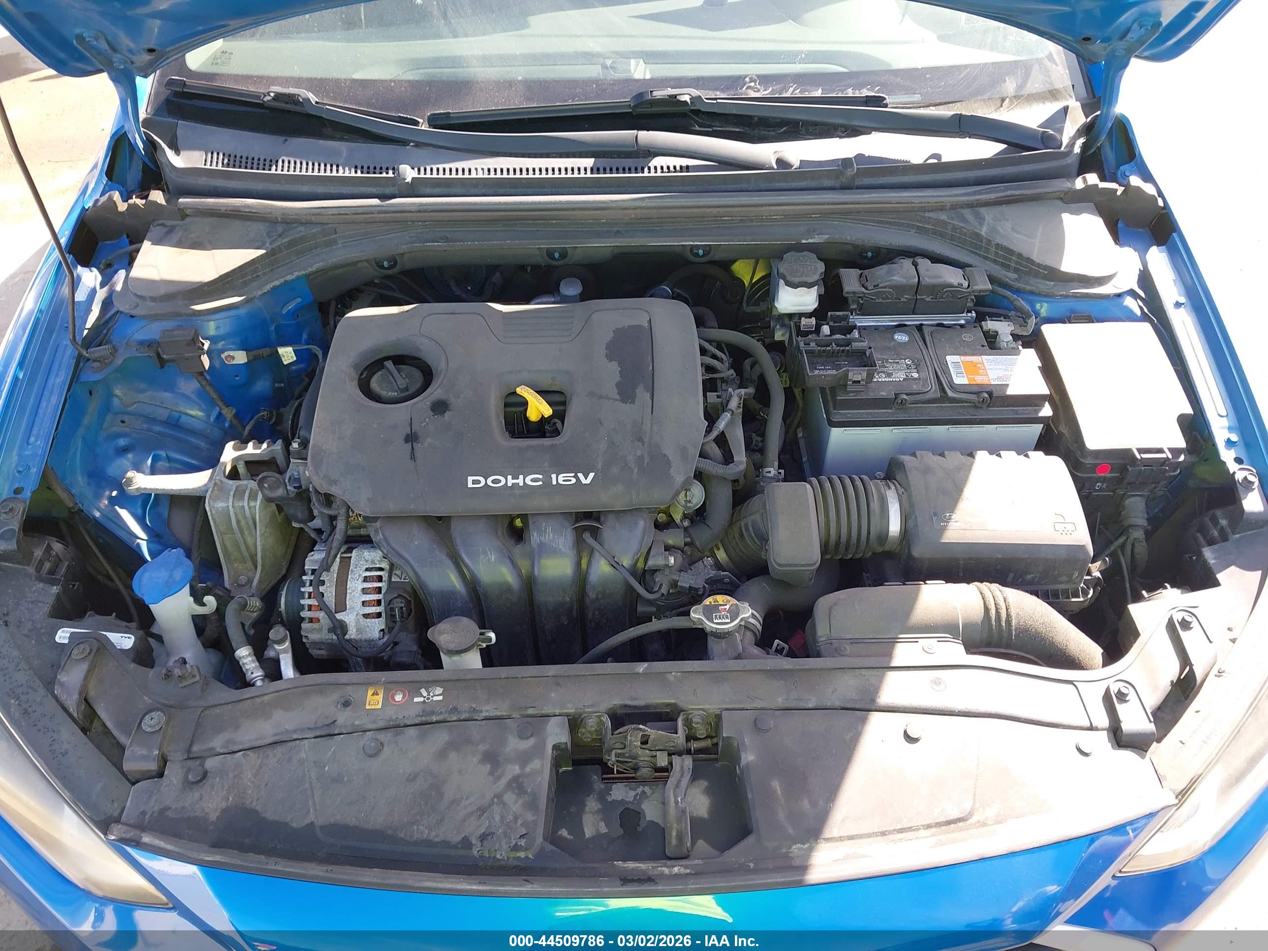 HYUNDAI ELANTRA image 10