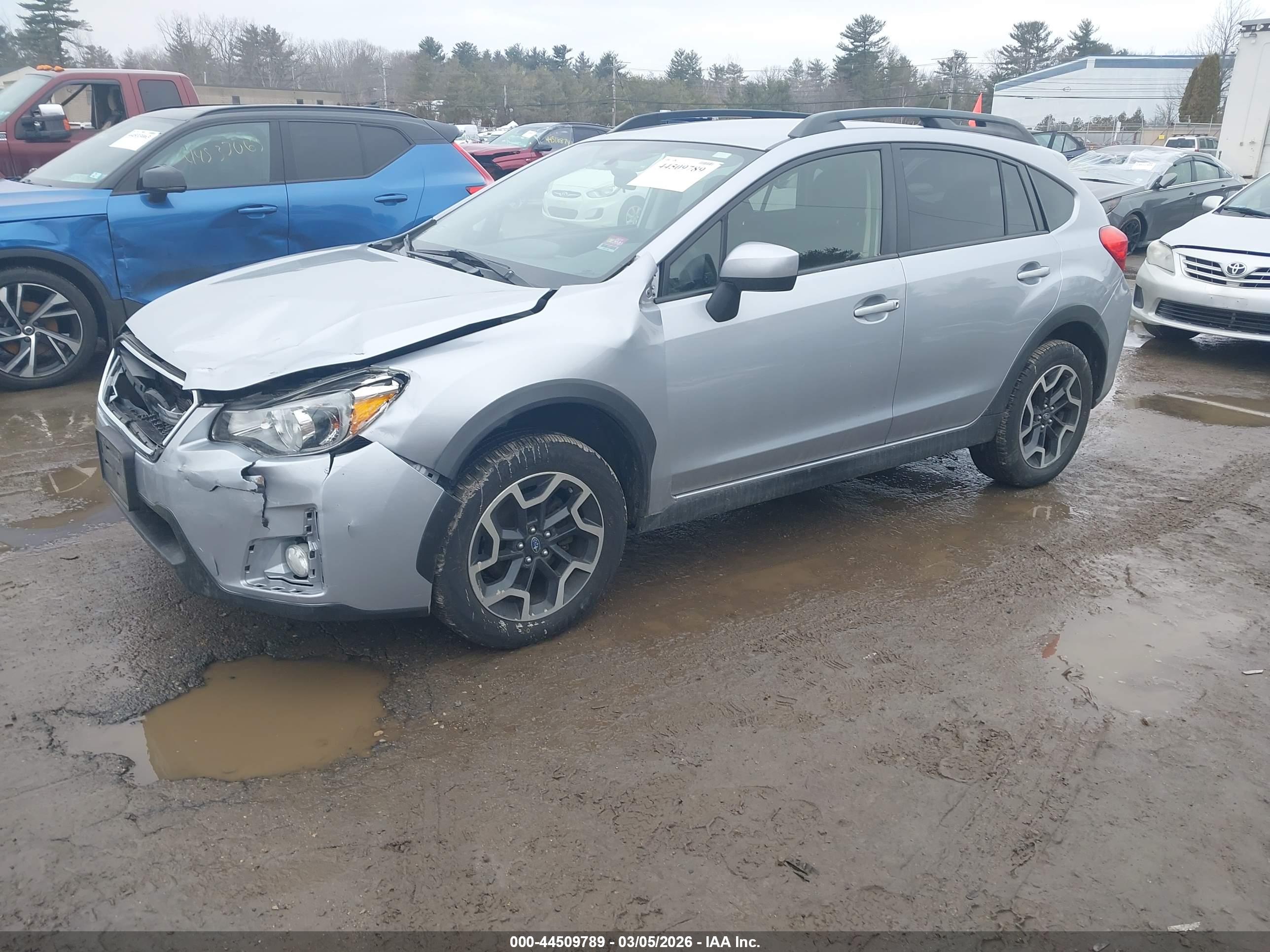 SUBARU CROSSTREK image 2
