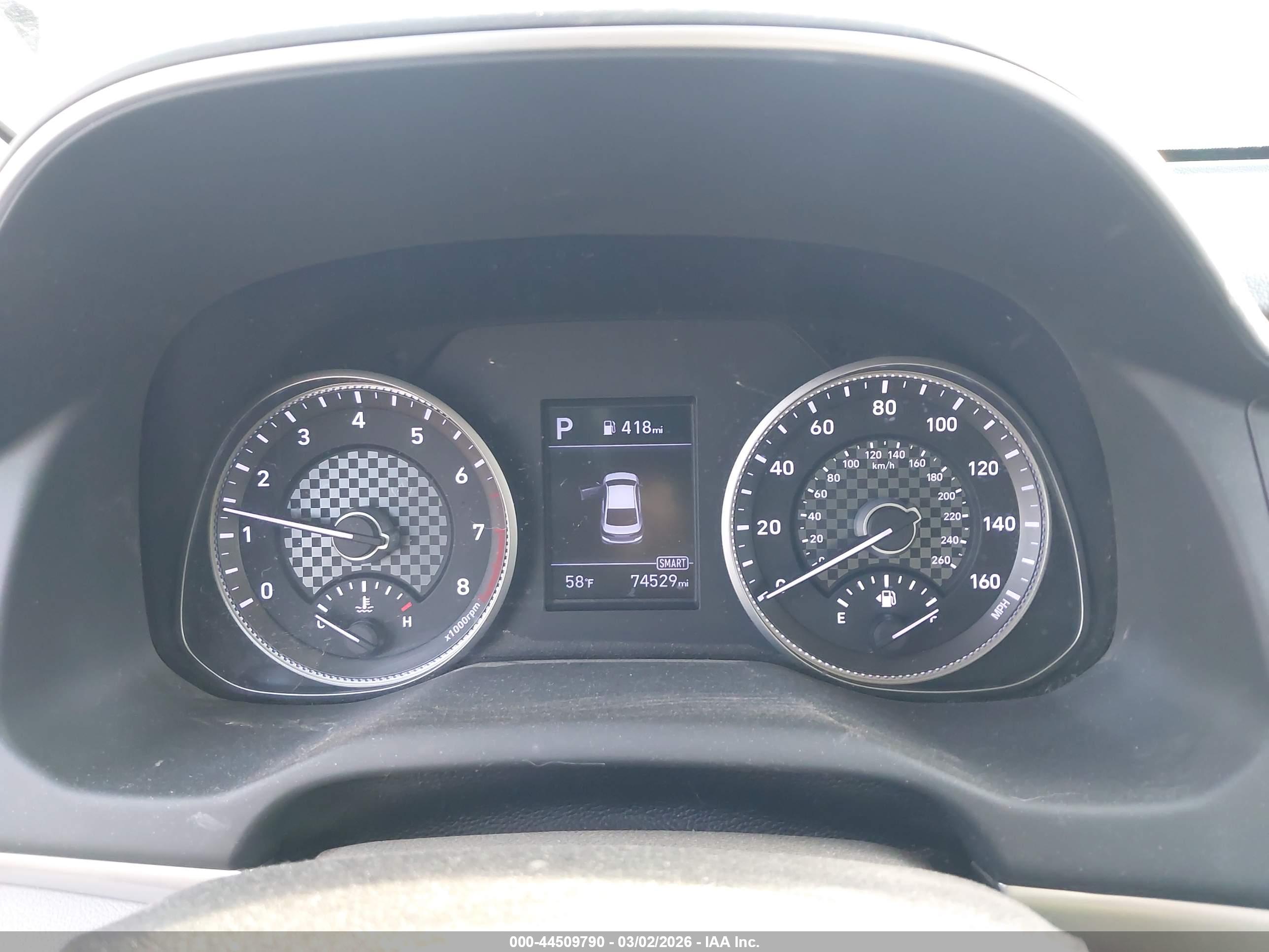 HYUNDAI ELANTRA image 7