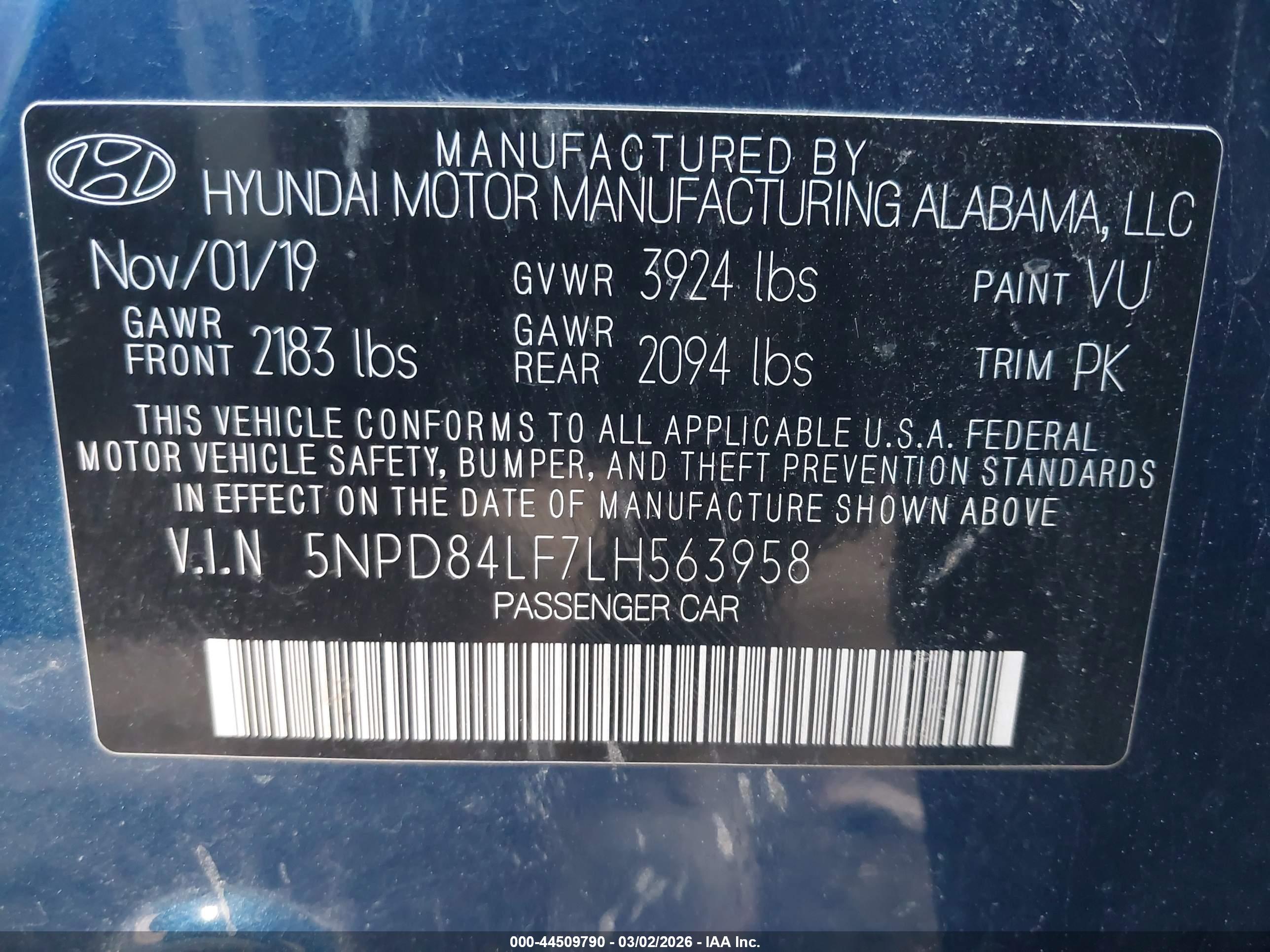HYUNDAI ELANTRA image 9