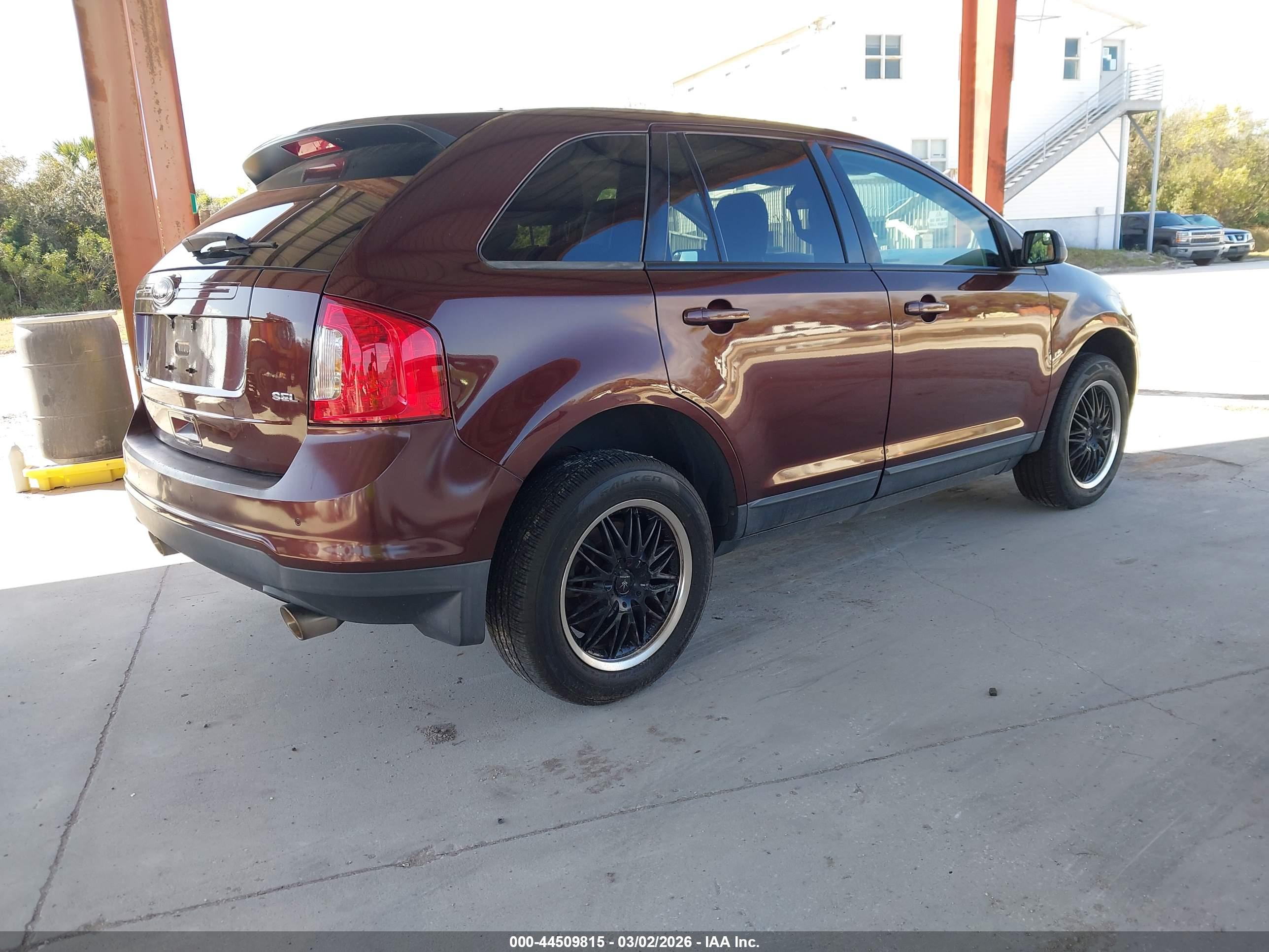 FORD EDGE image 4