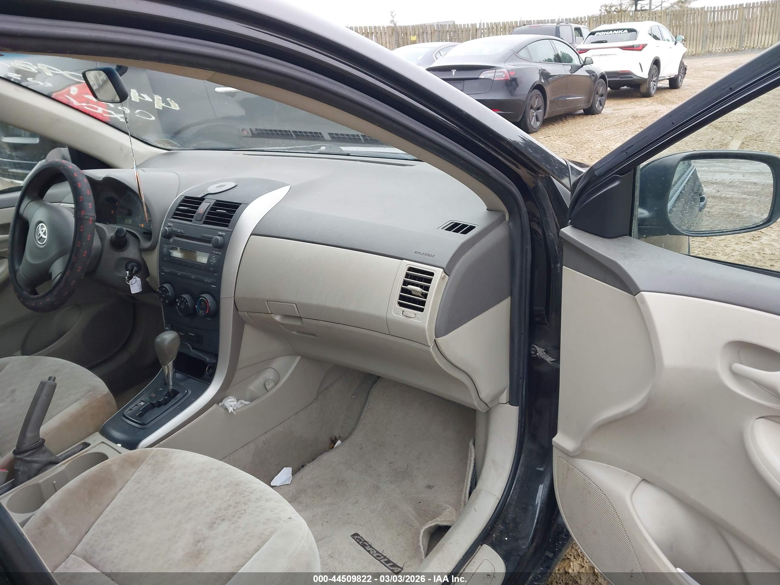 TOYOTA COROLLA image 5