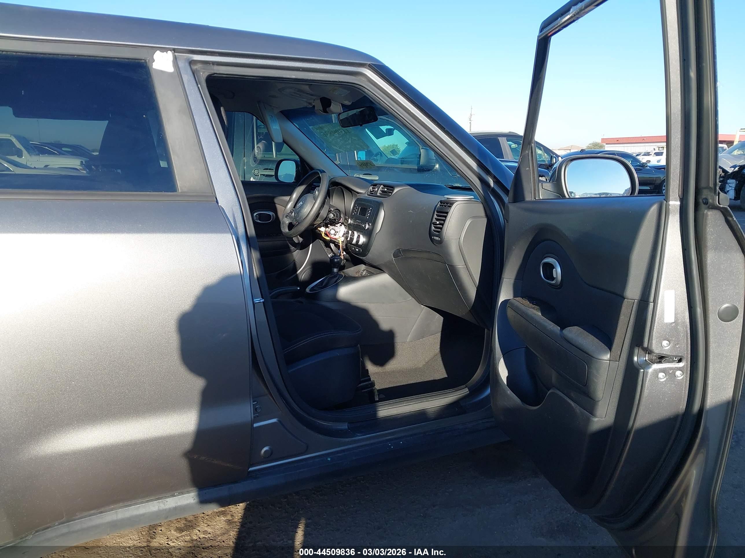 KIA SOUL image 5