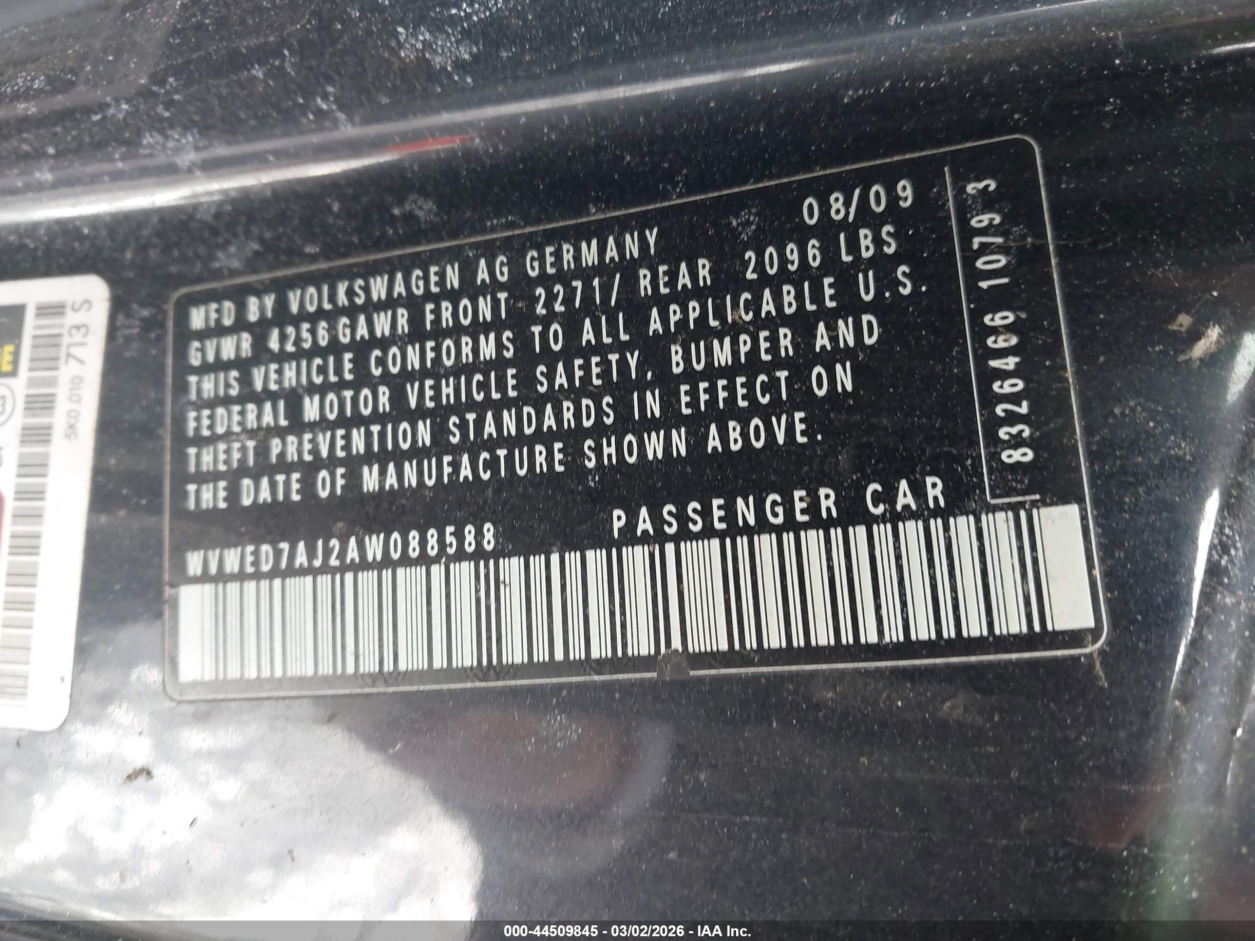 VOLKSWAGEN GTI image 9