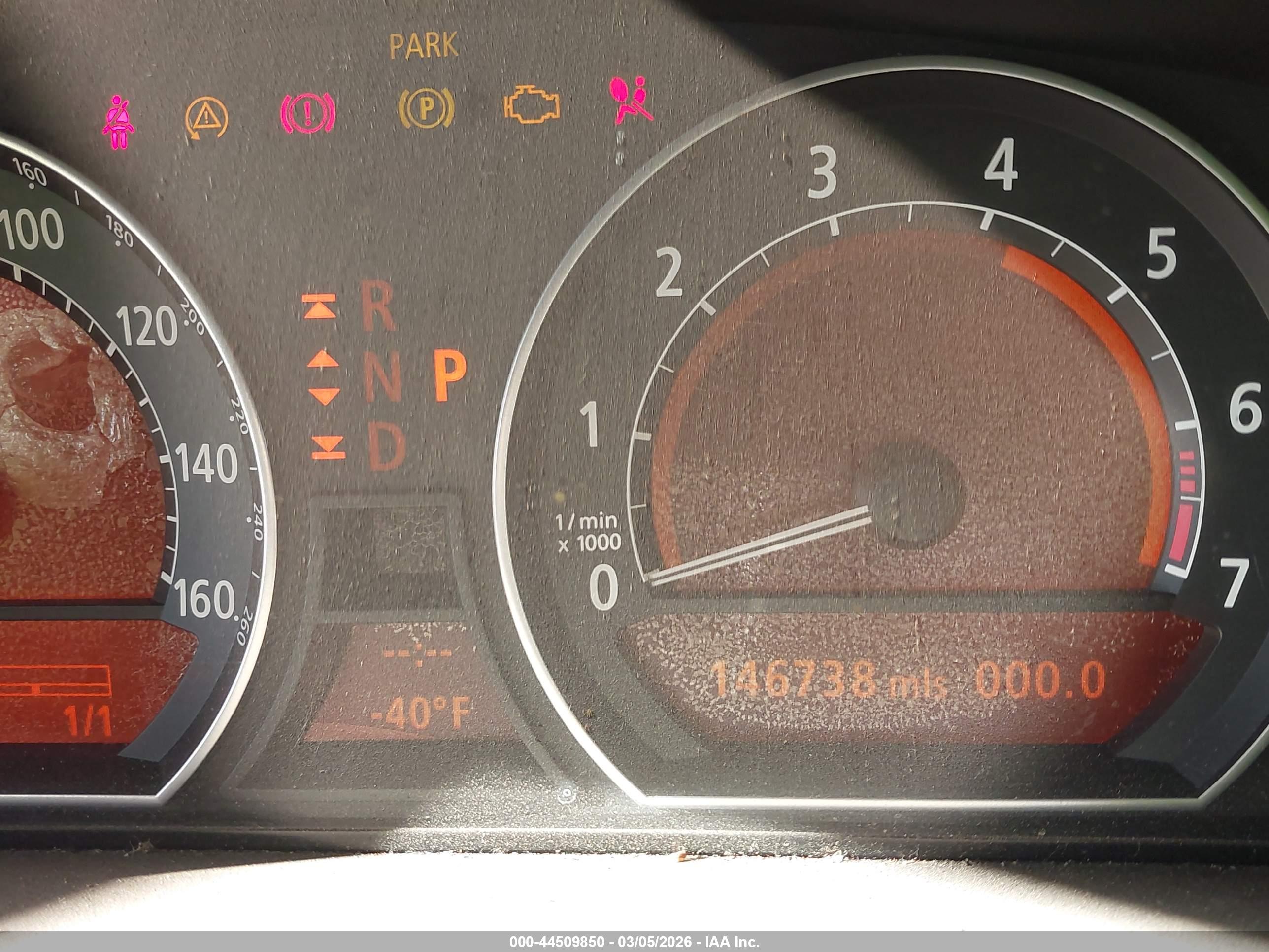 BMW 750LI image 7