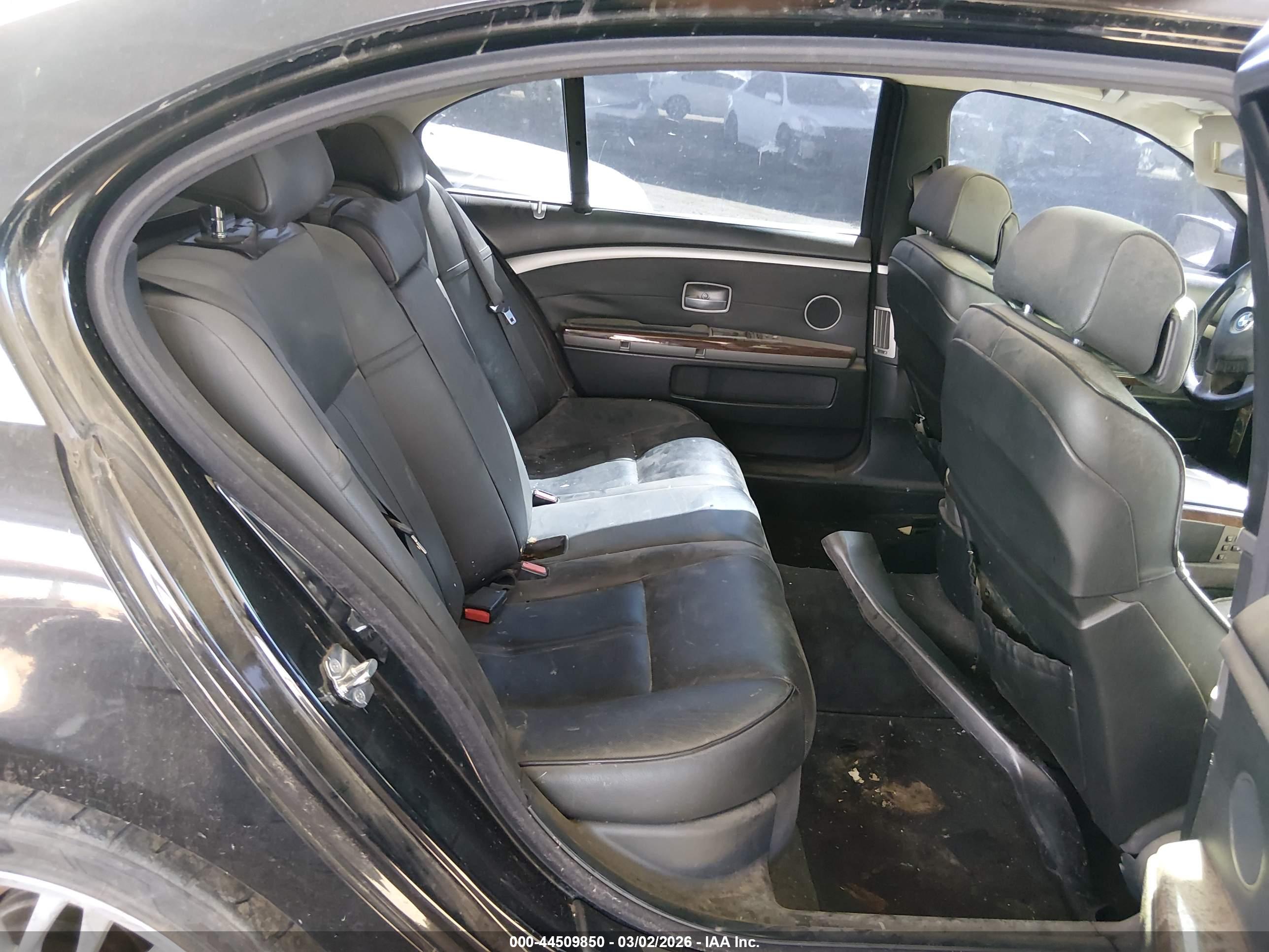 BMW 750LI image 8