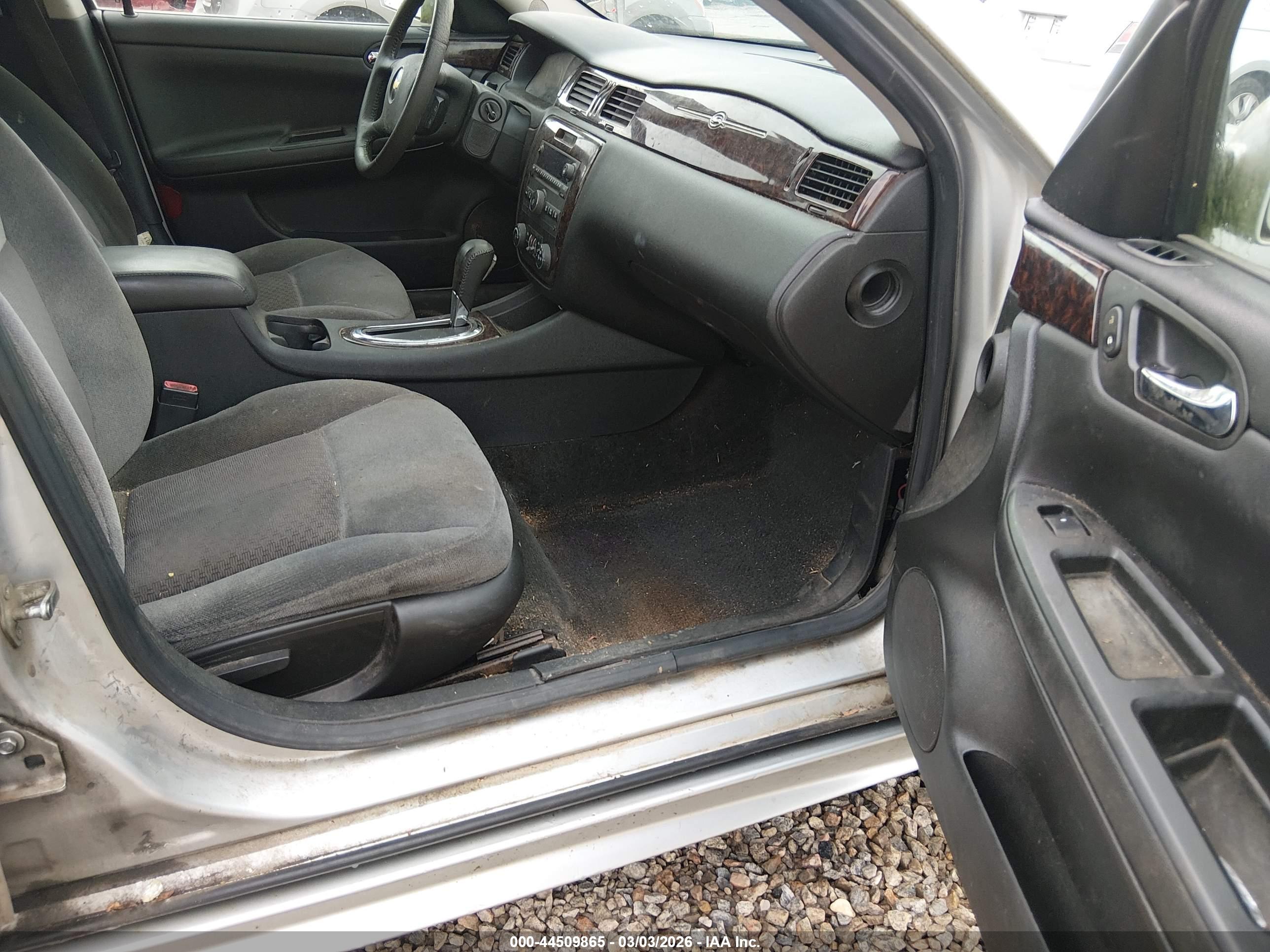 CHEVROLET IMPALA image 5
