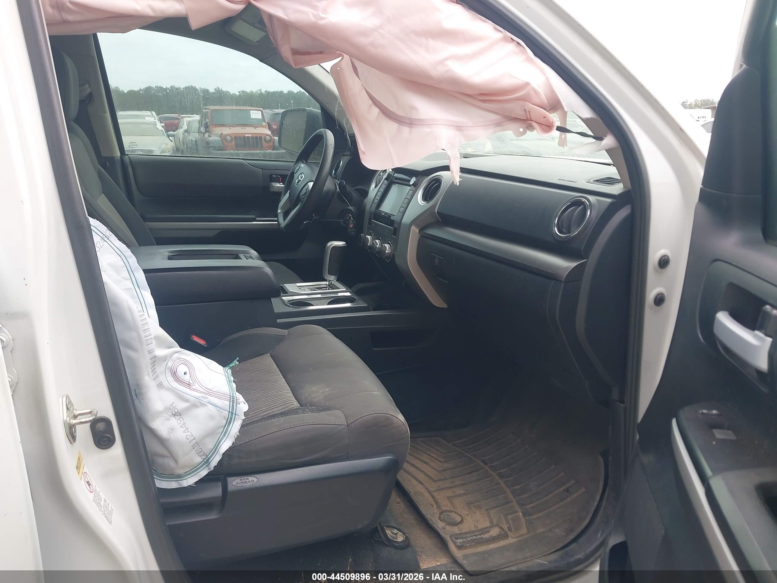 TOYOTA TUNDRA image 5