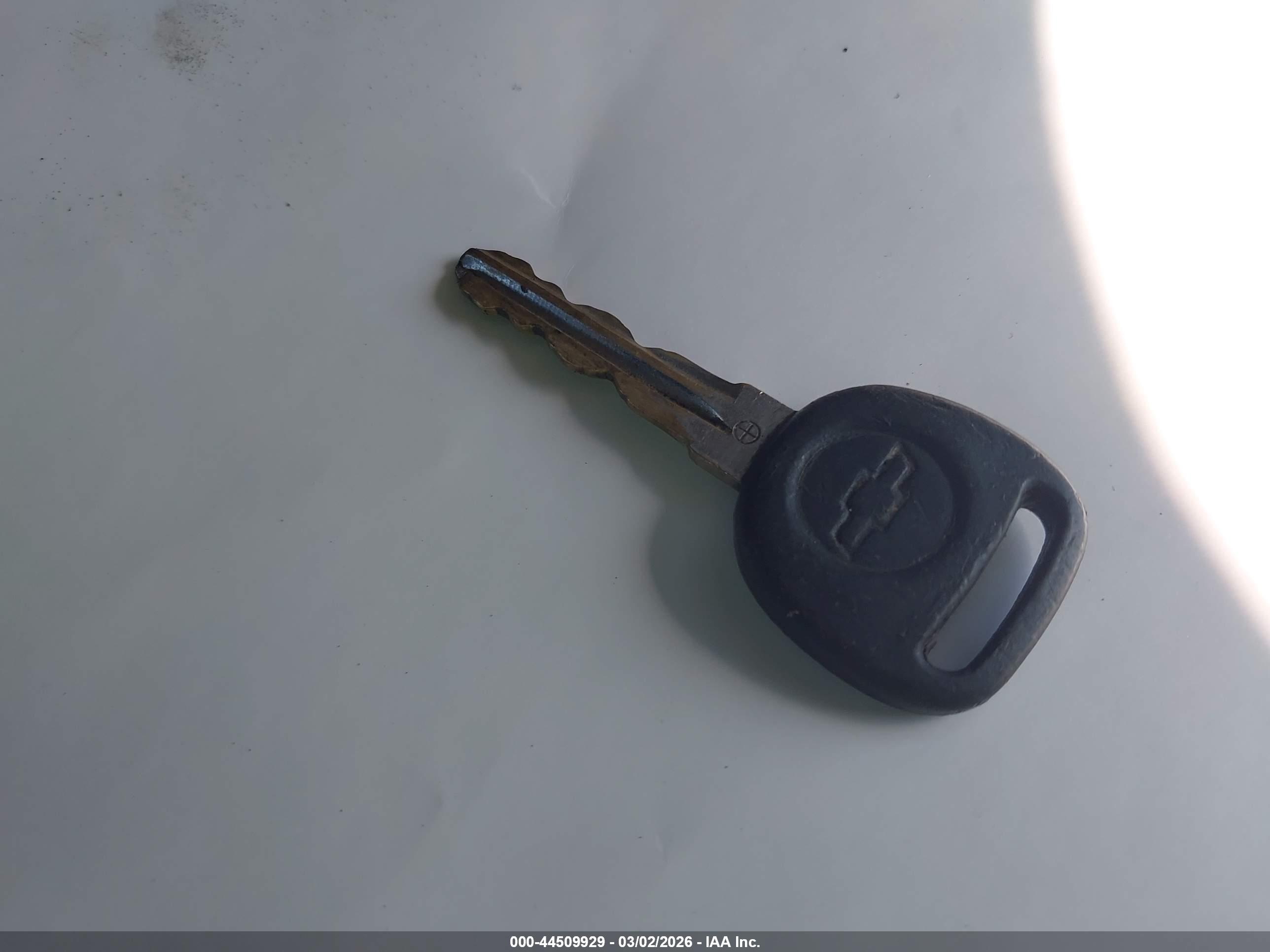 CHEVROLET EXPRESS image 11