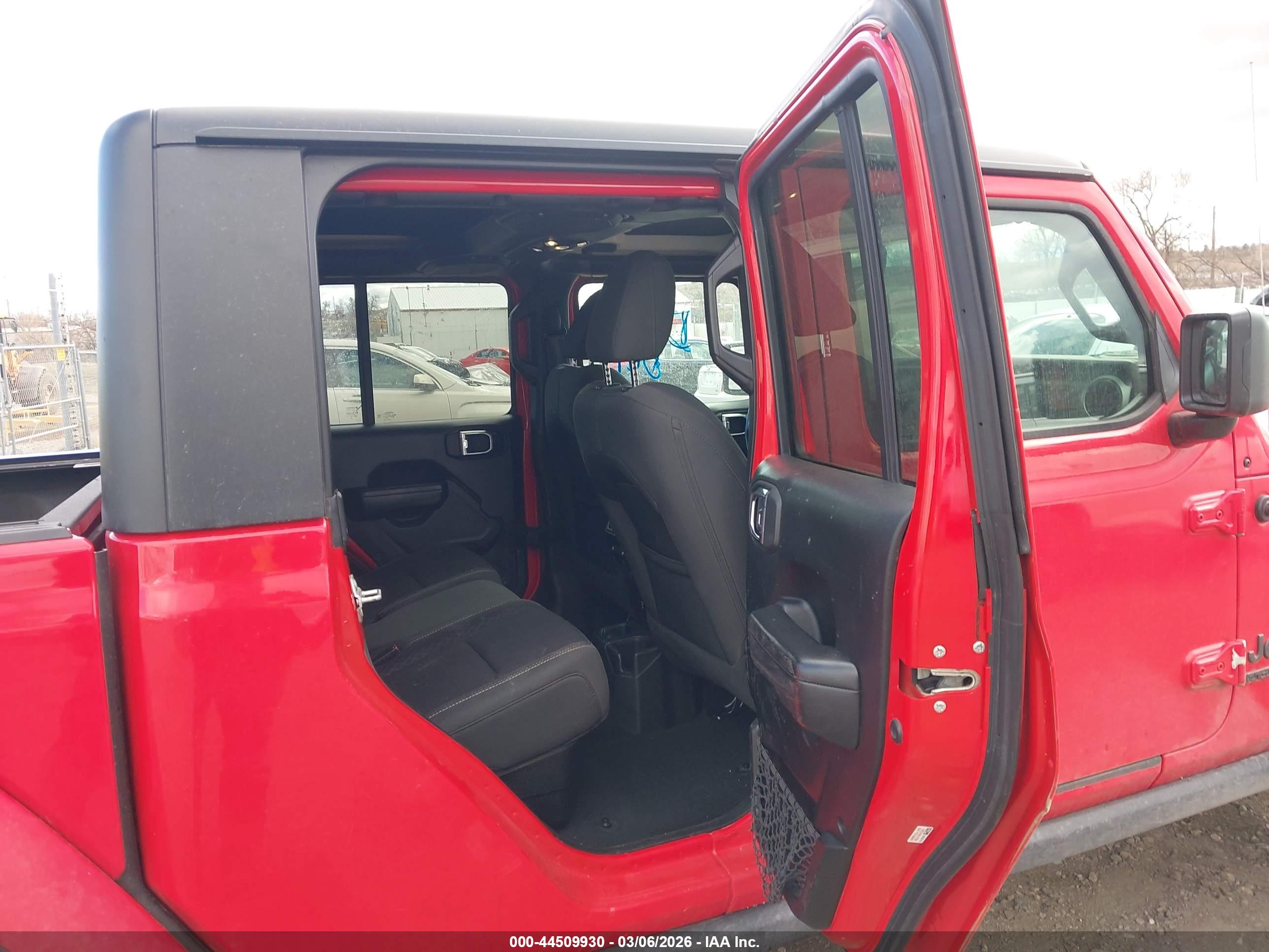 JEEP GLADIATOR image 8