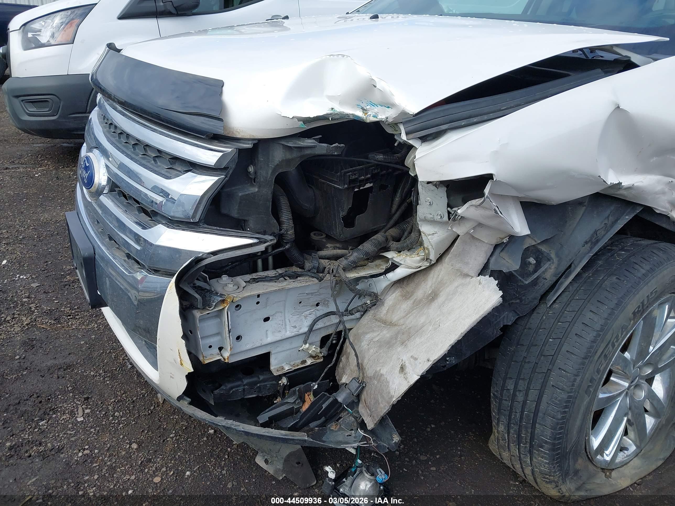 FORD EDGE image 6