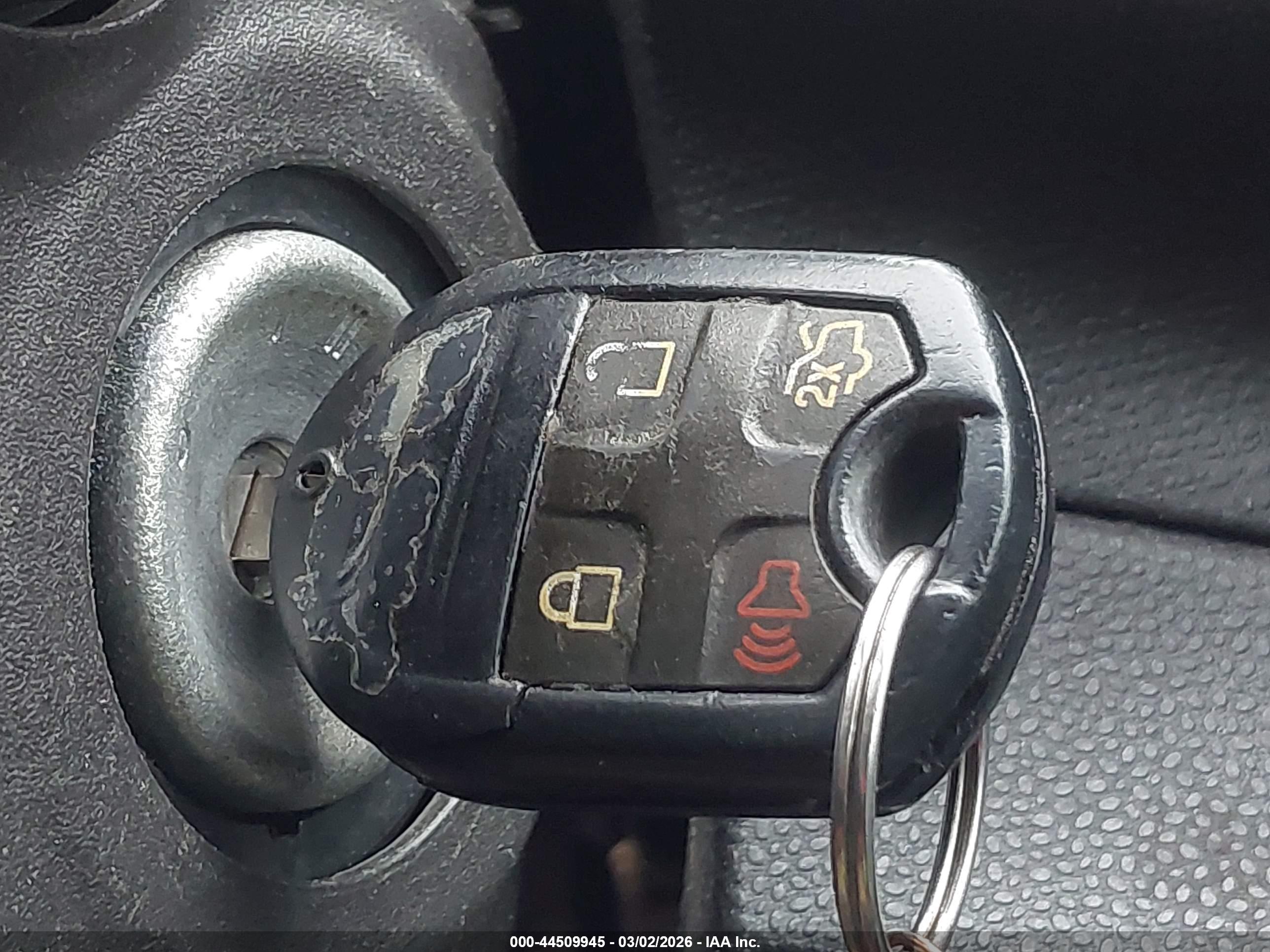FORD FIESTA image 11
