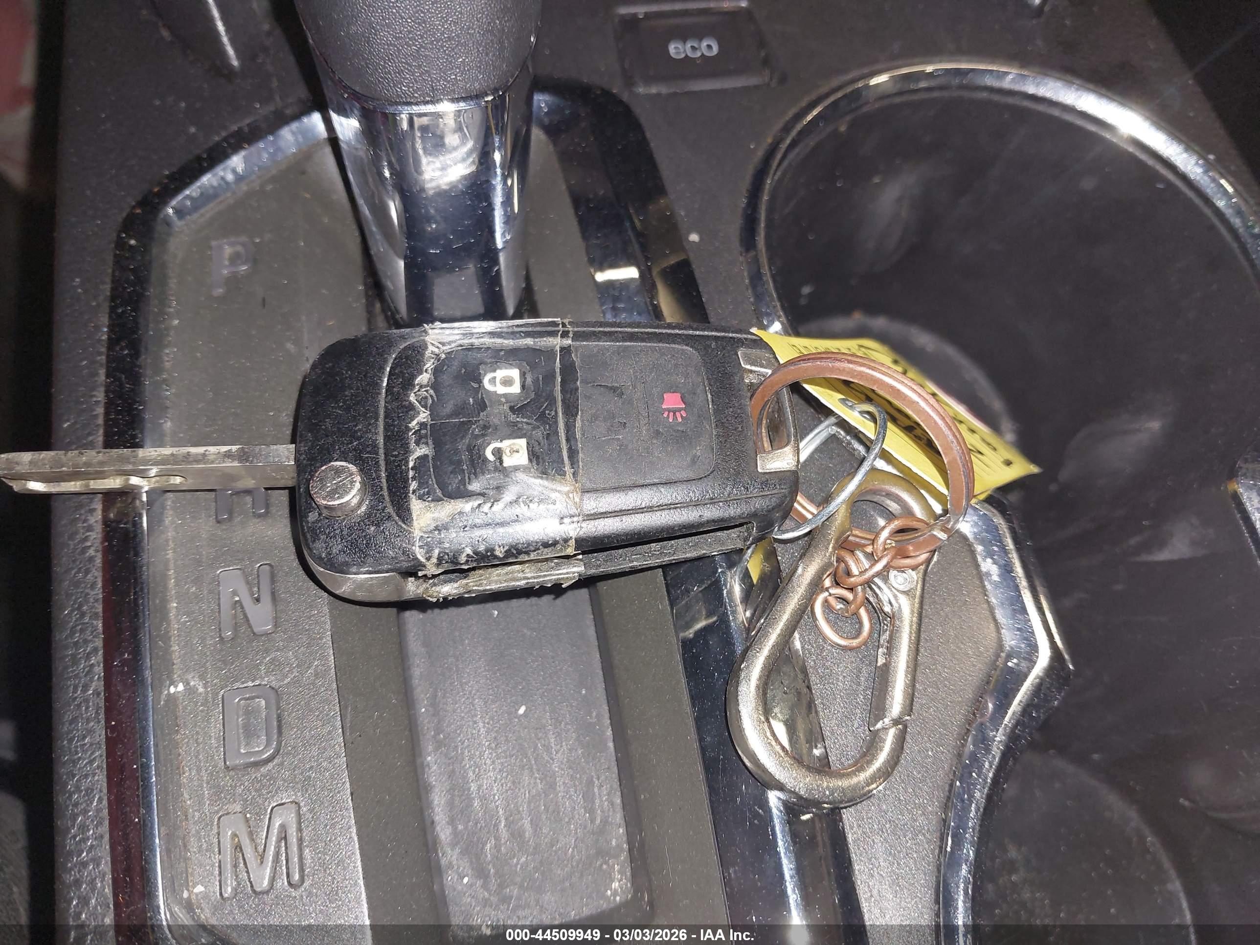 CHEVROLET EQUINOX image 11