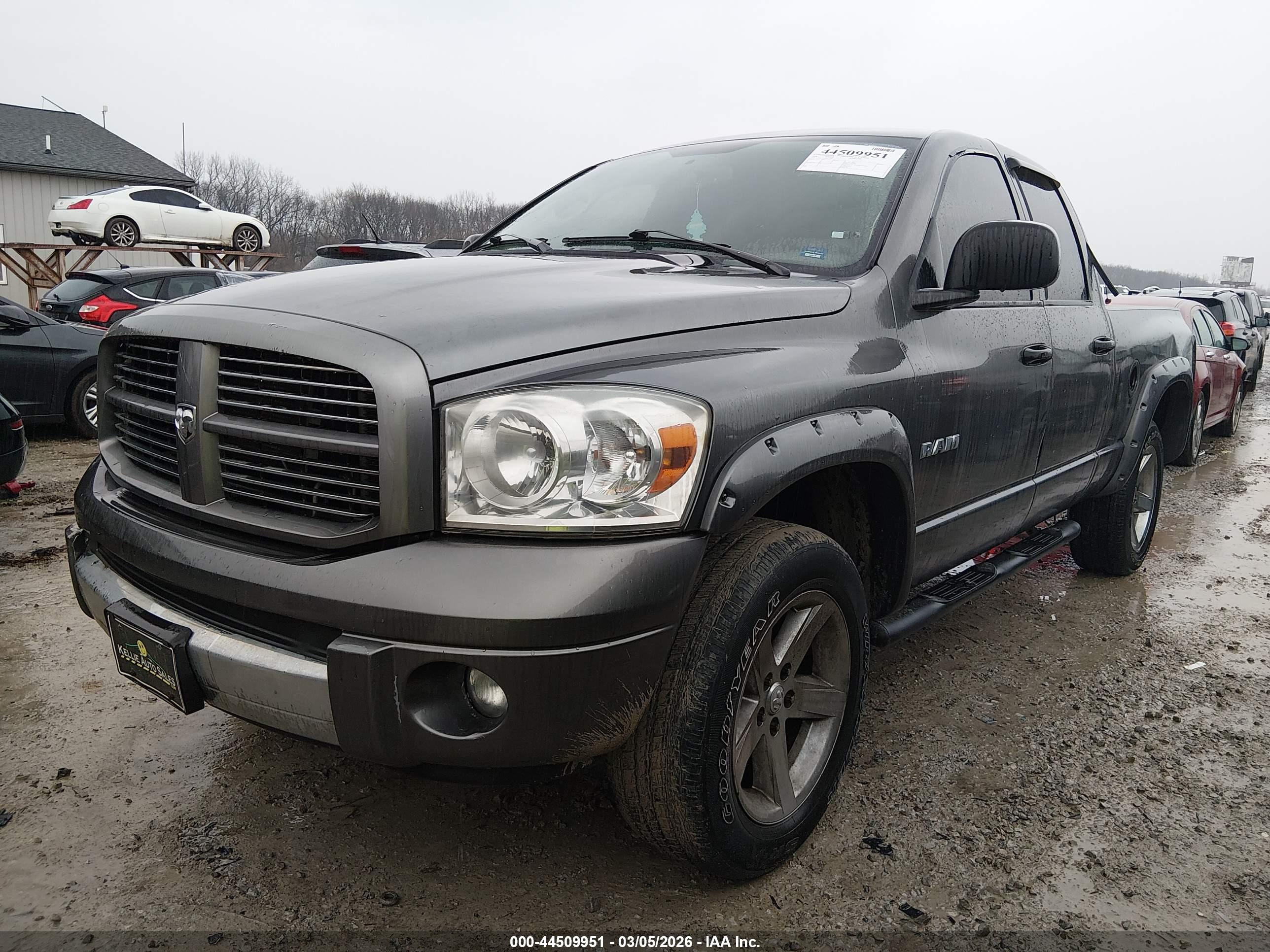 DODGE RAM image 2
