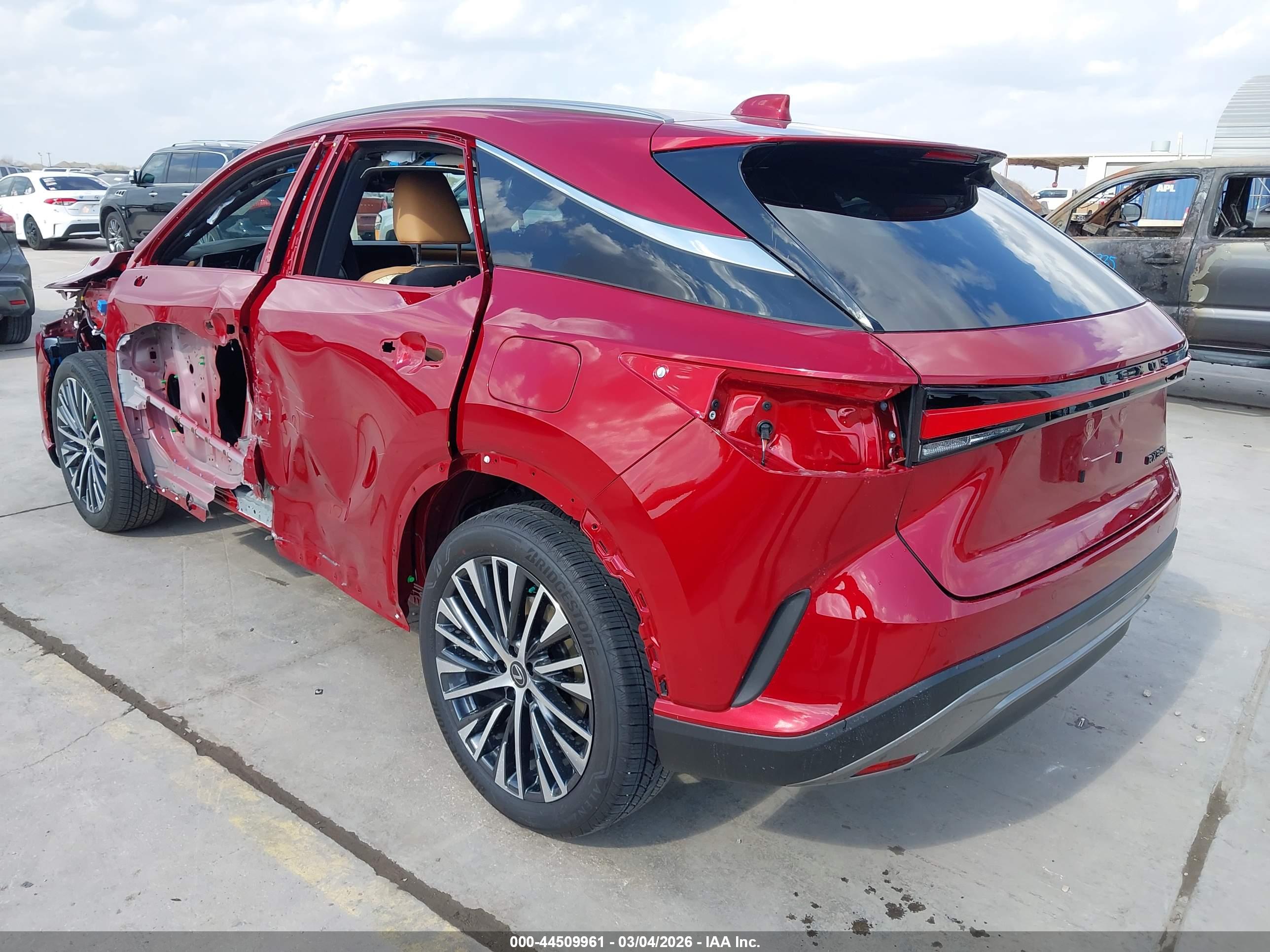 LEXUS RX image 3