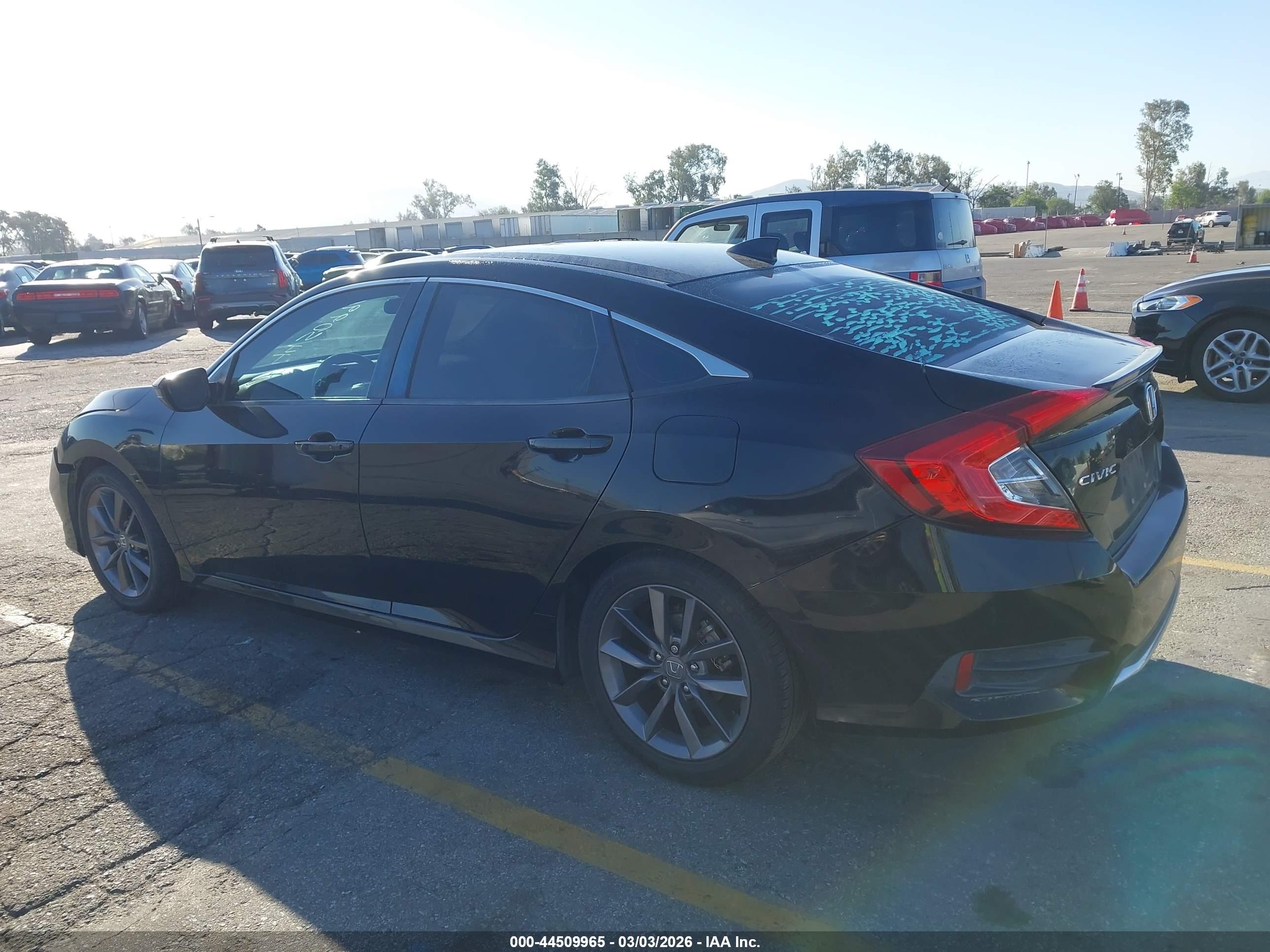 HONDA CIVIC image 3