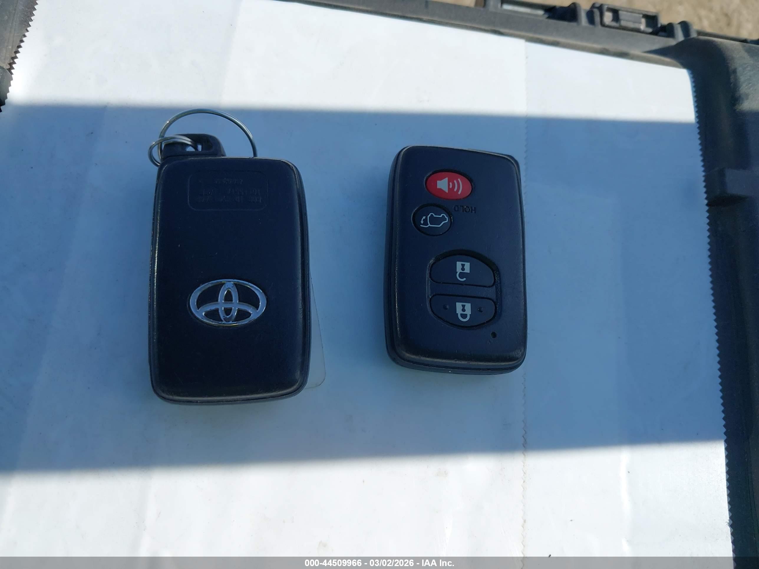 TOYOTA HIGHLANDER image 11