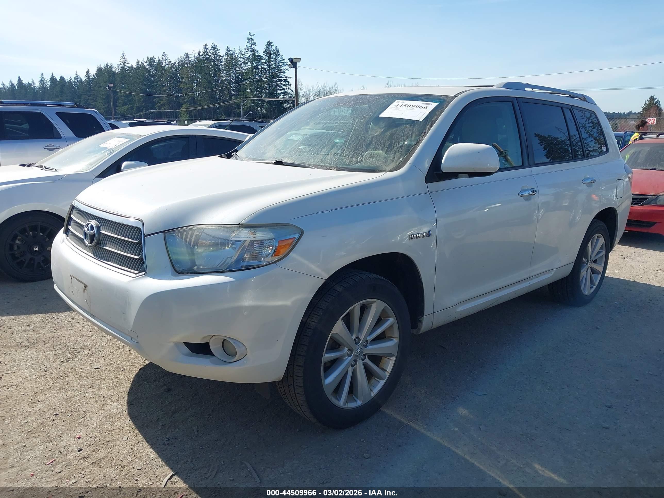 TOYOTA HIGHLANDER image 2