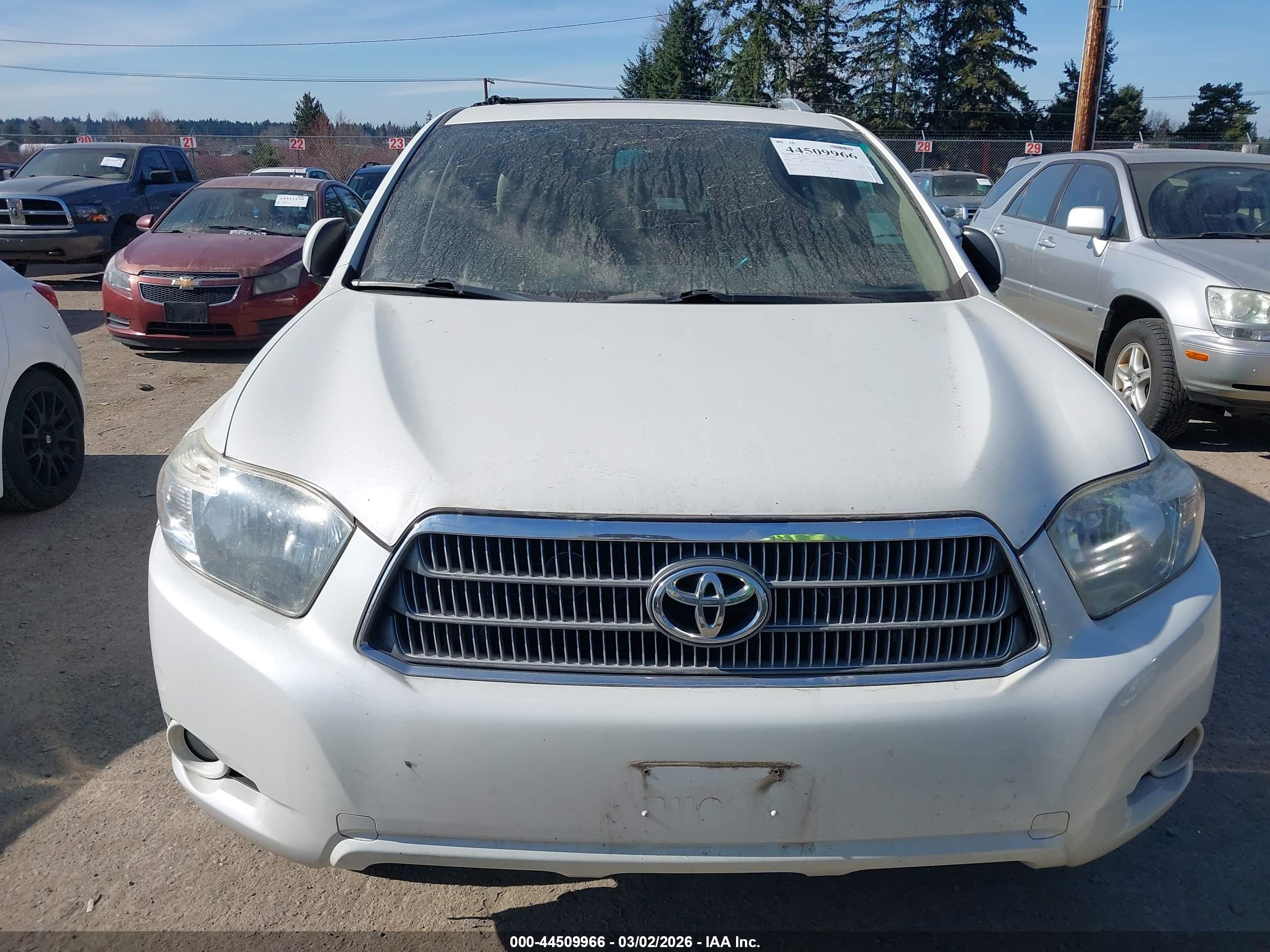 TOYOTA HIGHLANDER image 6