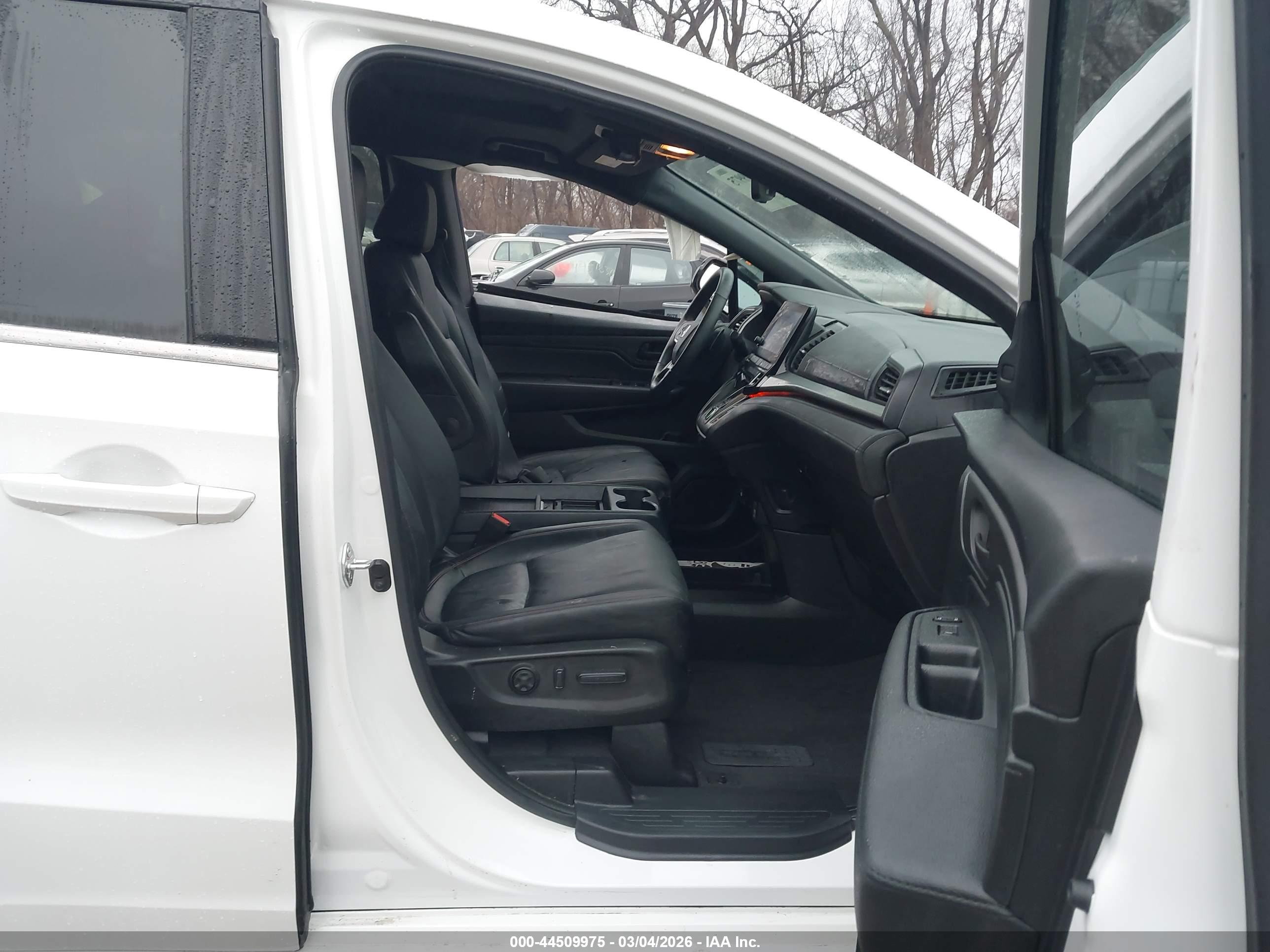 HONDA ODYSSEY image 5