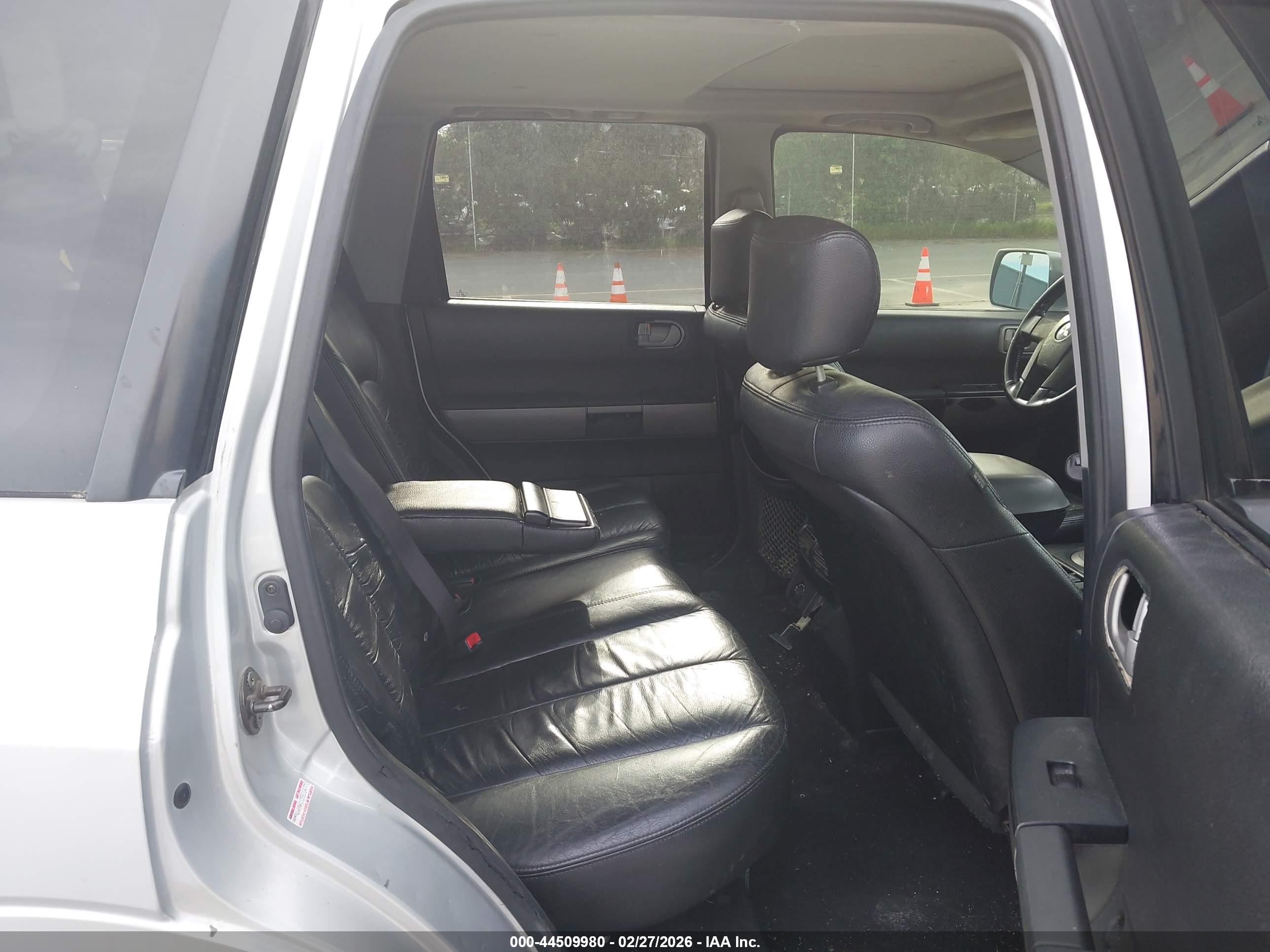 MITSUBISHI ENDEAVOR image 8