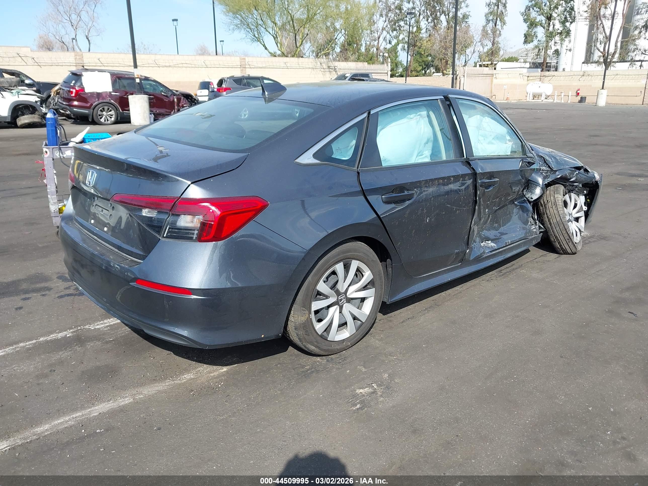 HONDA CIVIC image 4