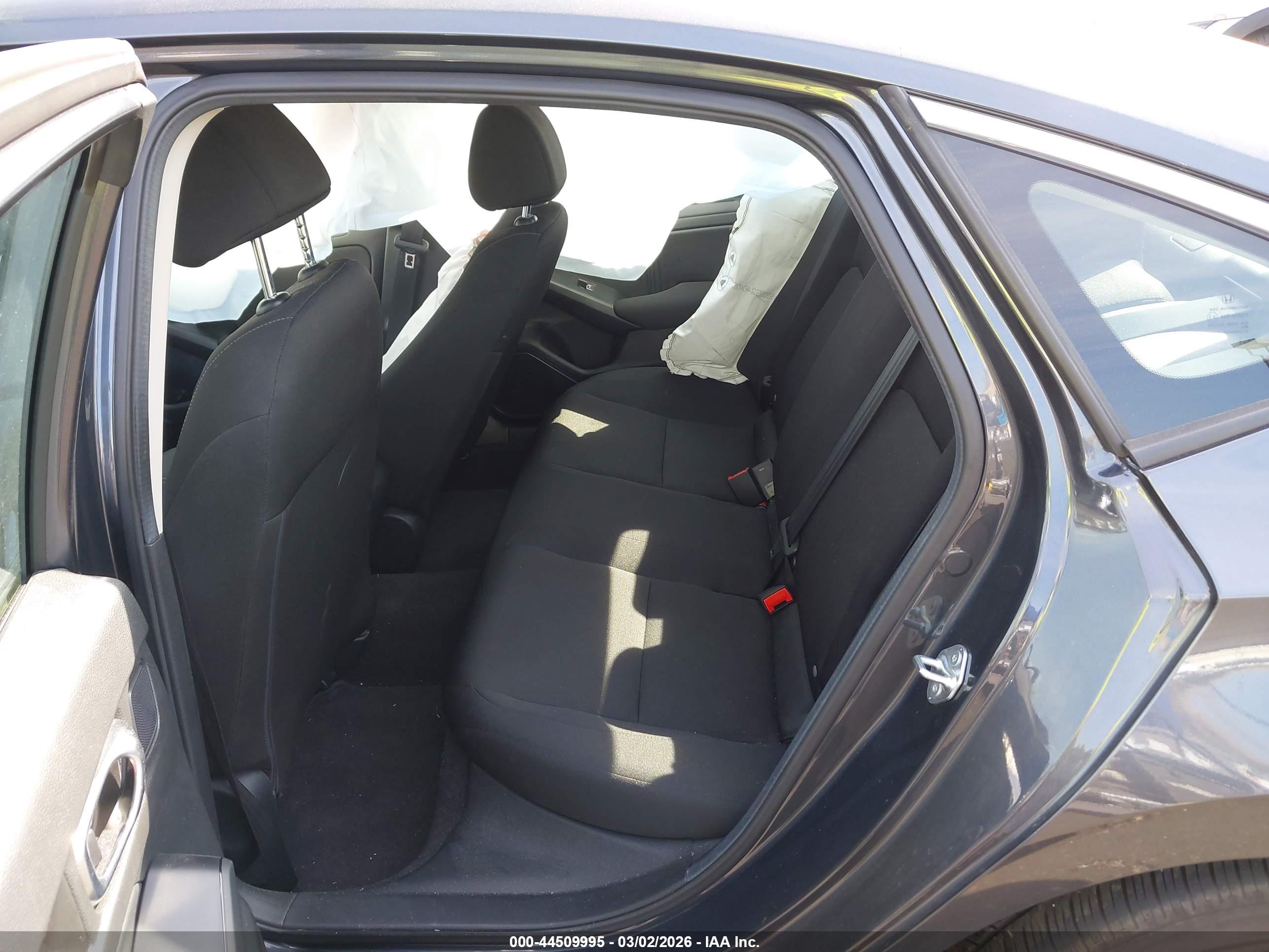 HONDA CIVIC image 8