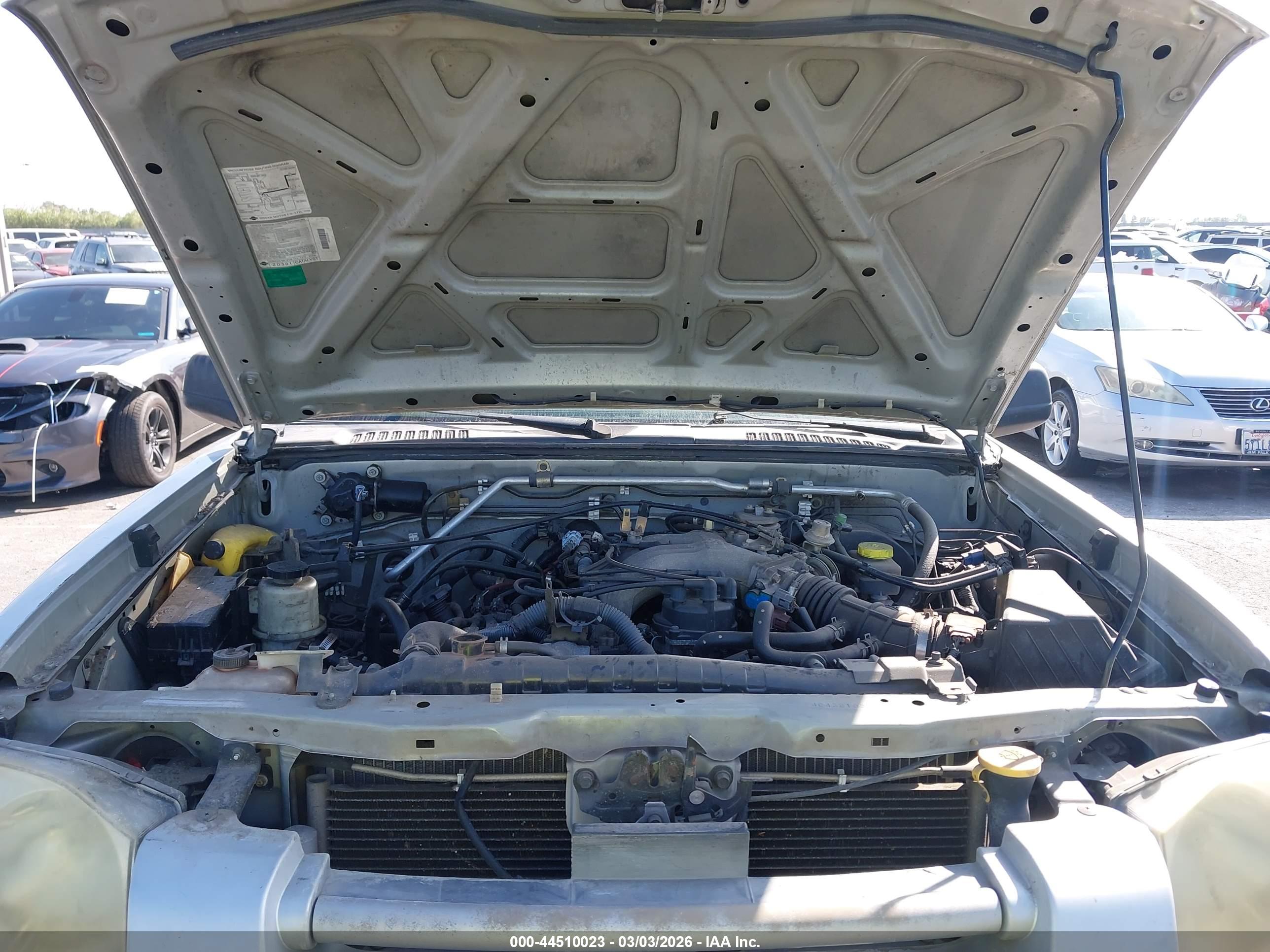NISSAN FRONTIER image 10