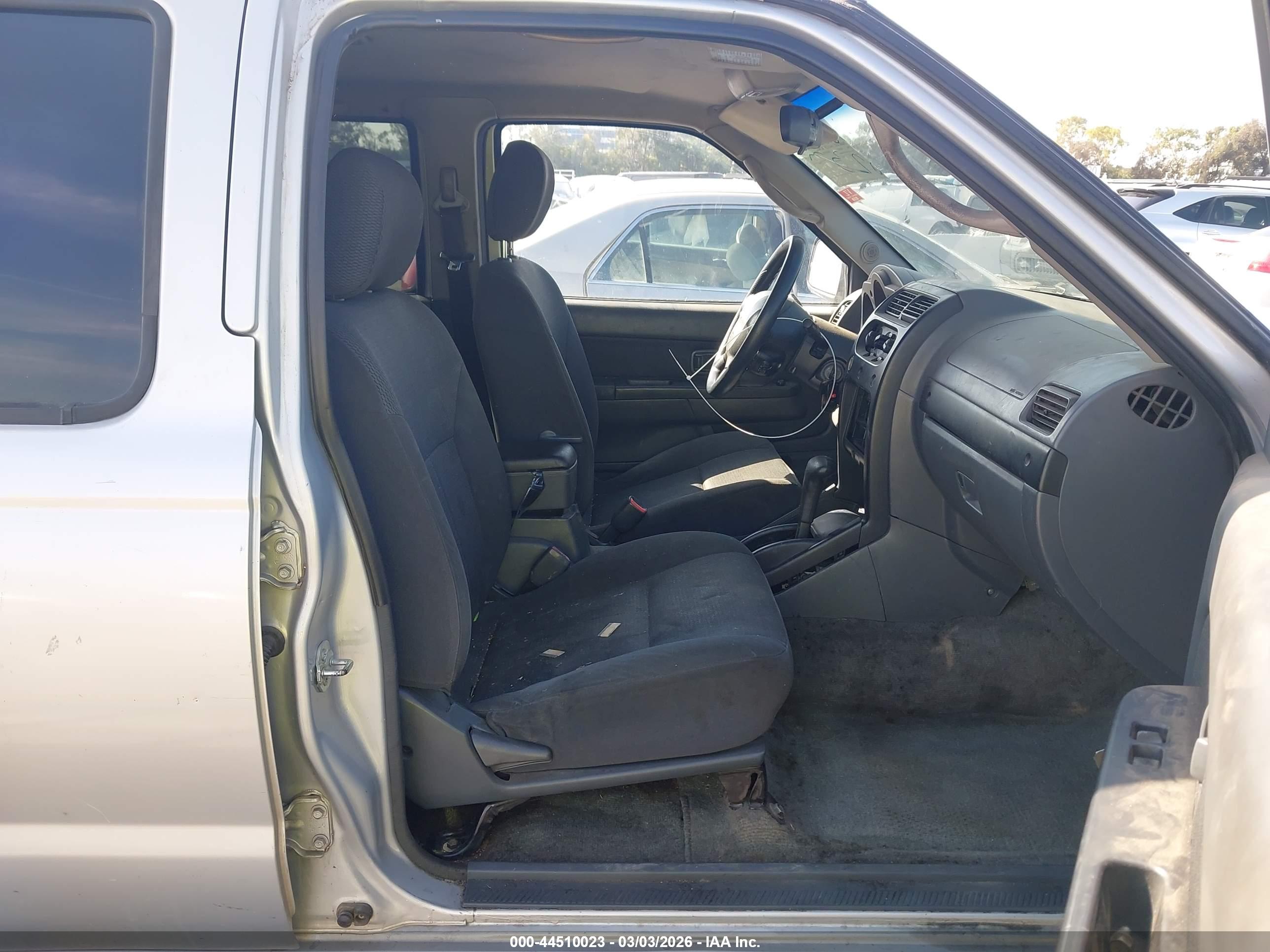 NISSAN FRONTIER image 5