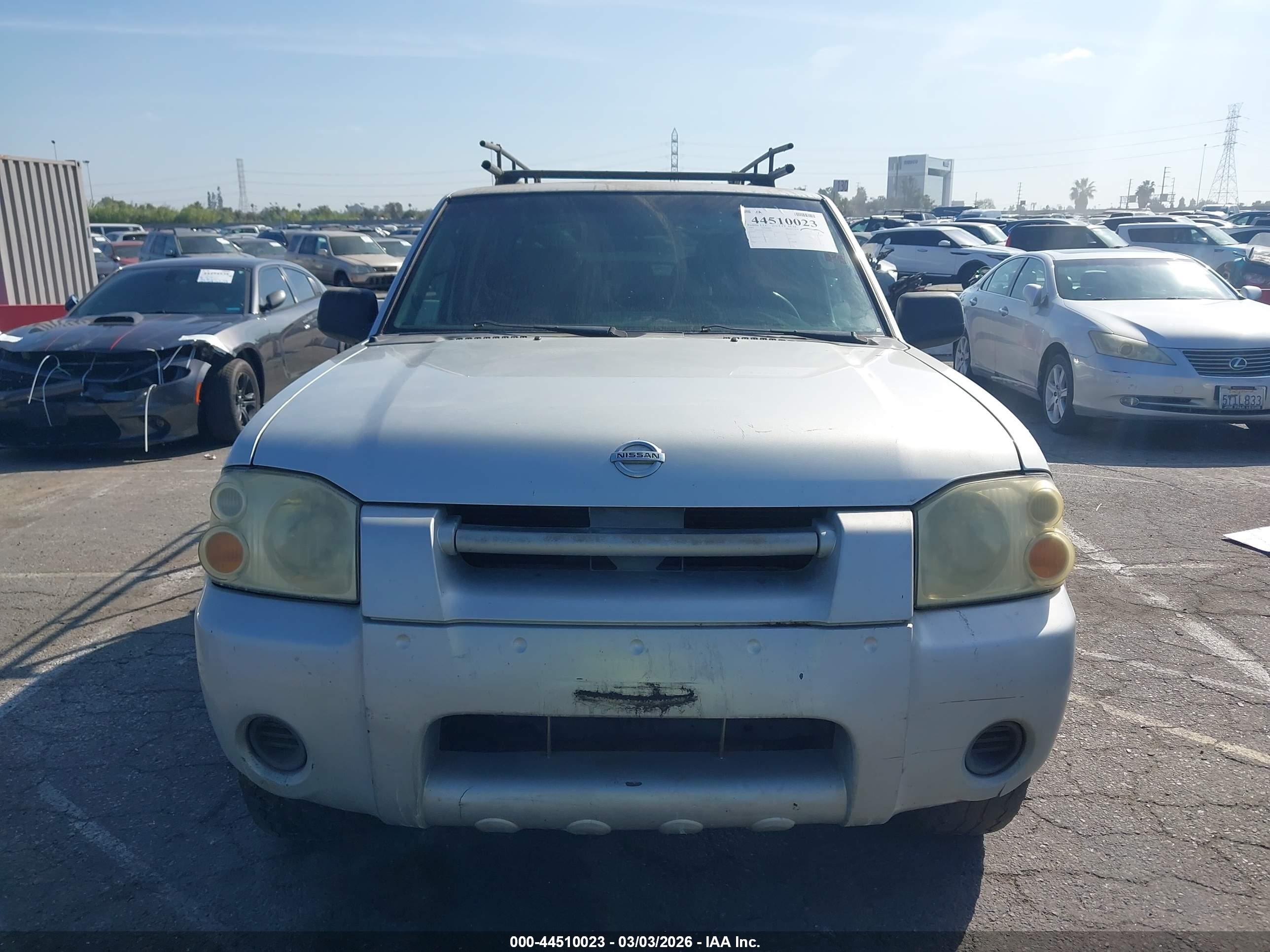 NISSAN FRONTIER image 6