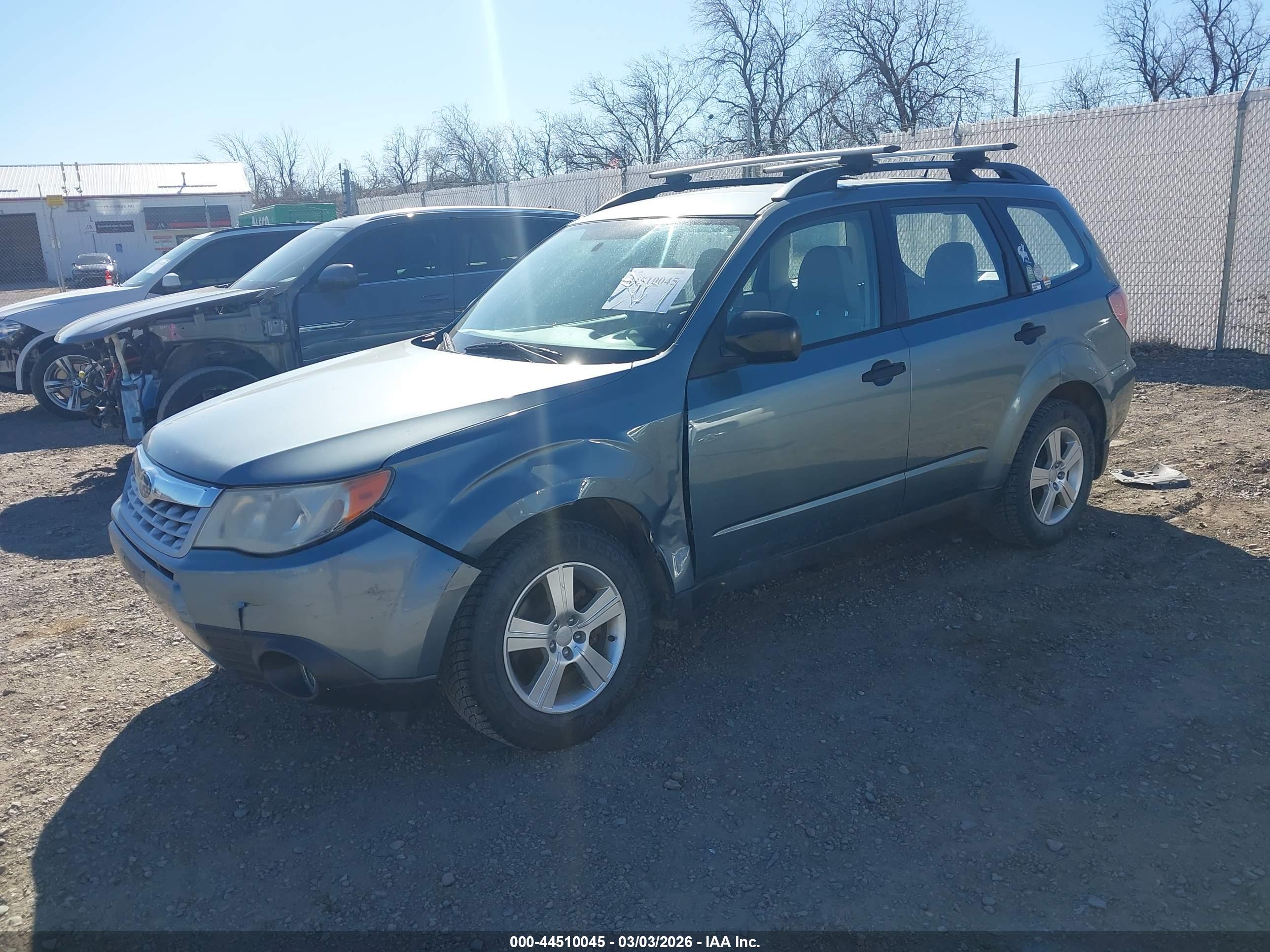 SUBARU FORESTER image 2