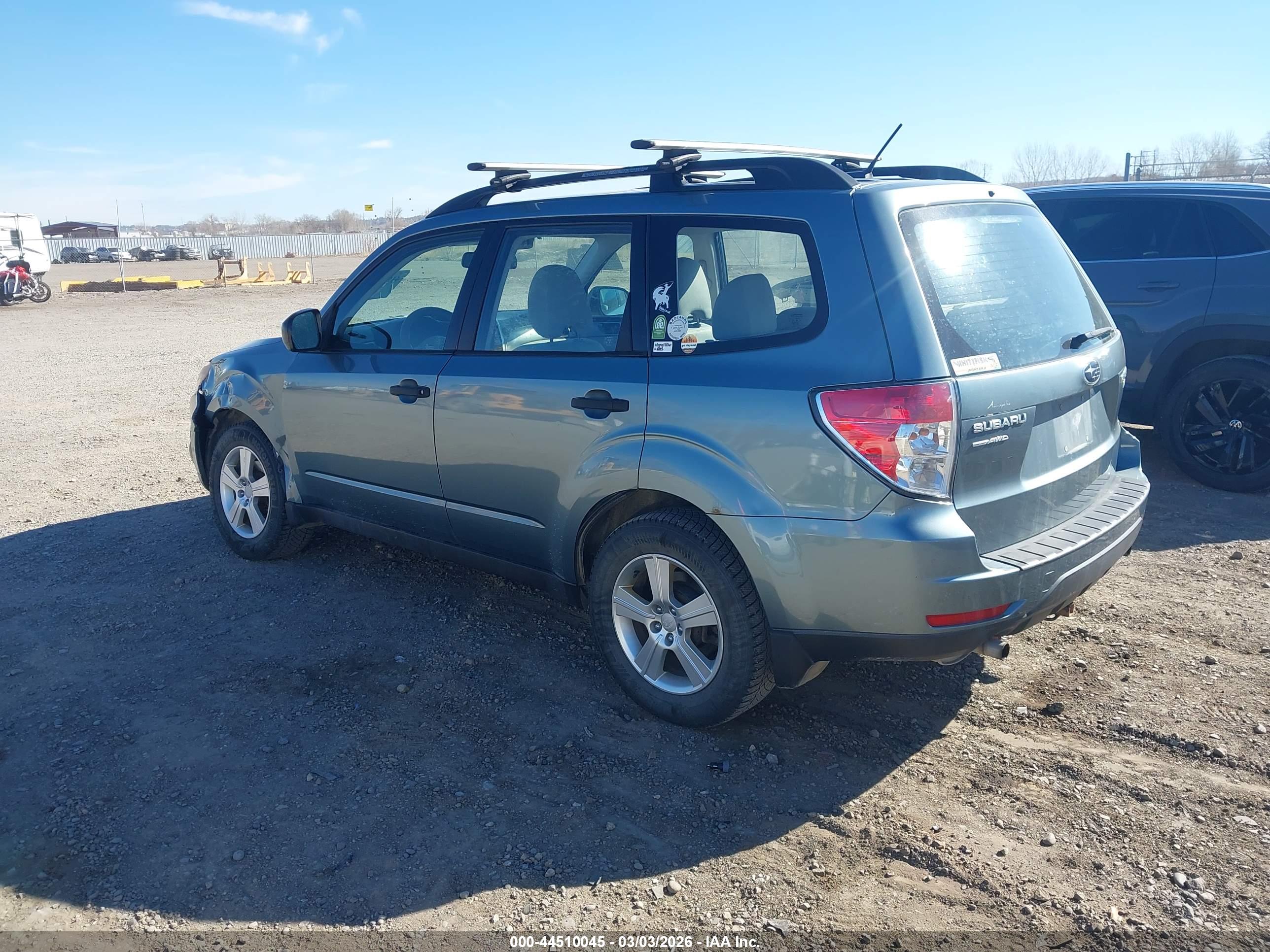 SUBARU FORESTER image 3
