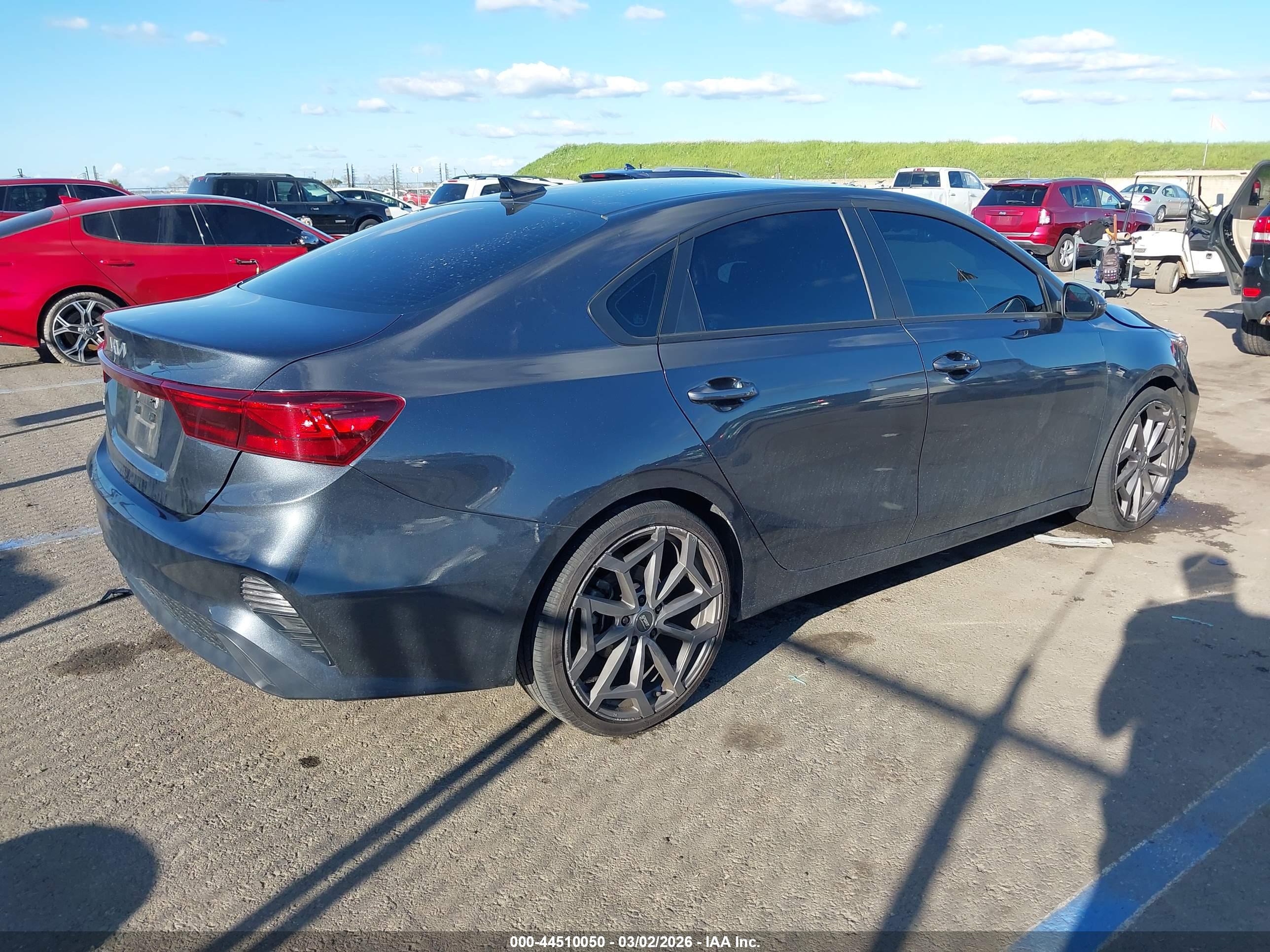 KIA FORTE image 4