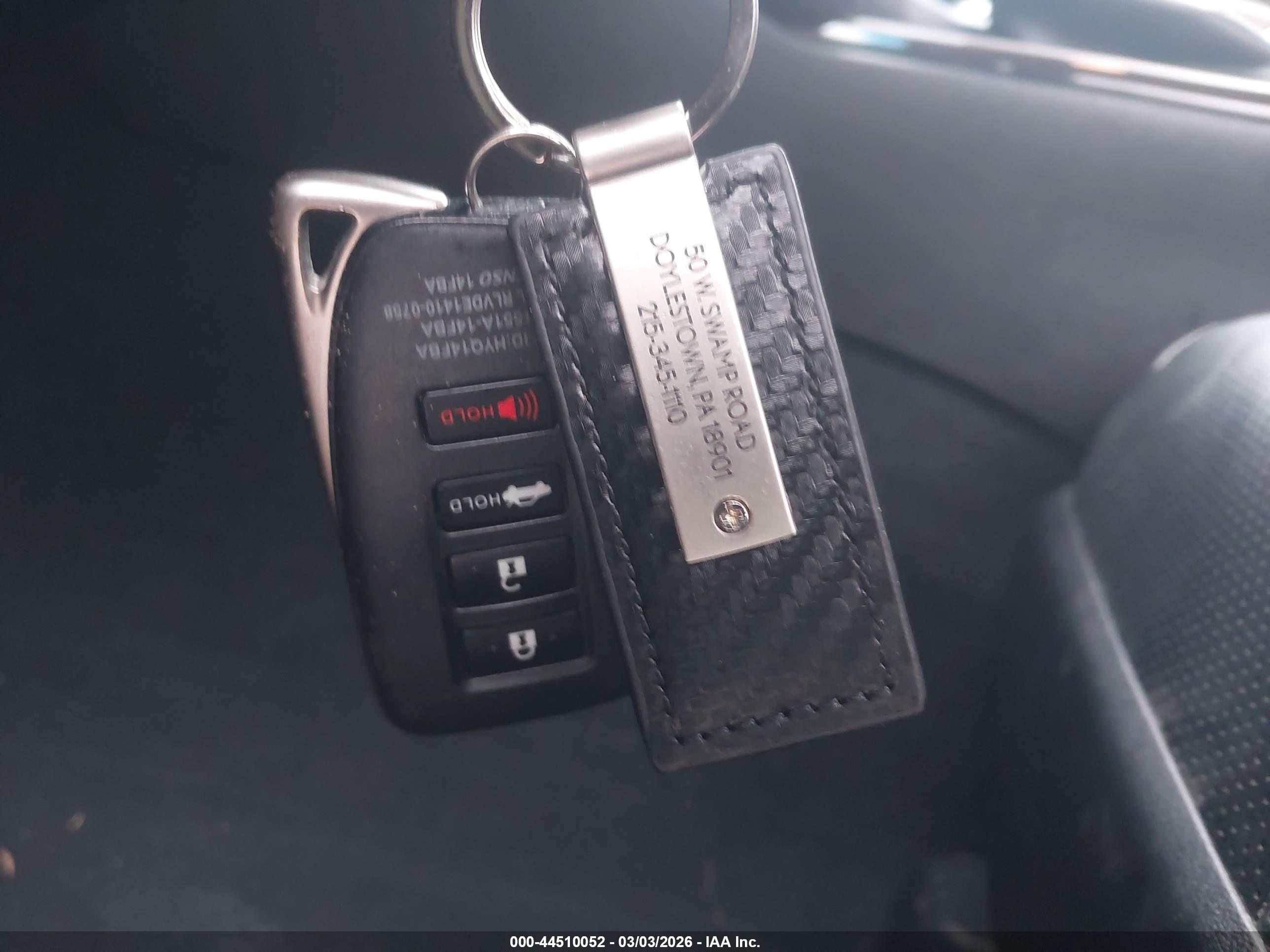 LEXUS ES image 11