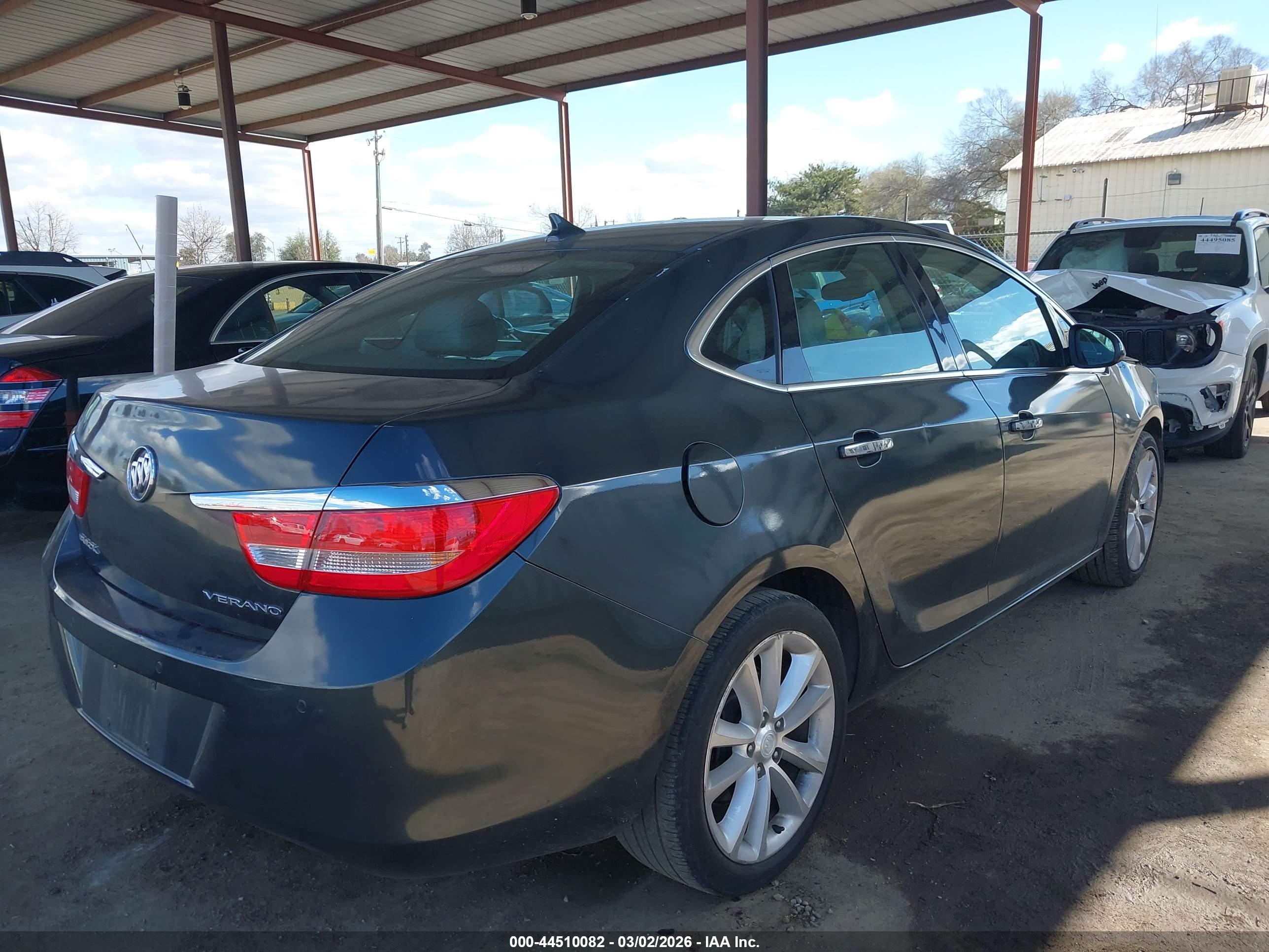 BUICK VERANO image 4