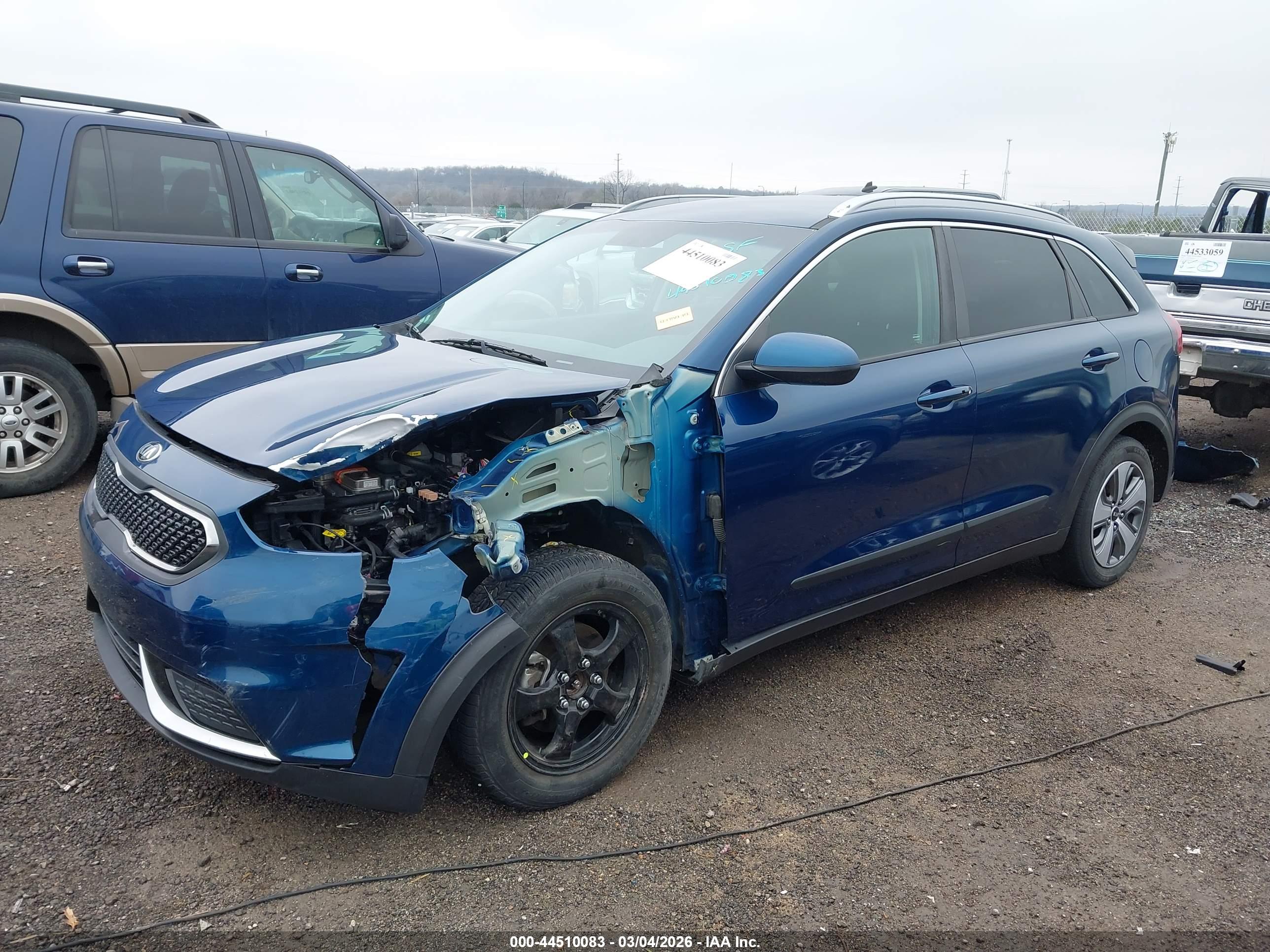 KIA NIRO image 2