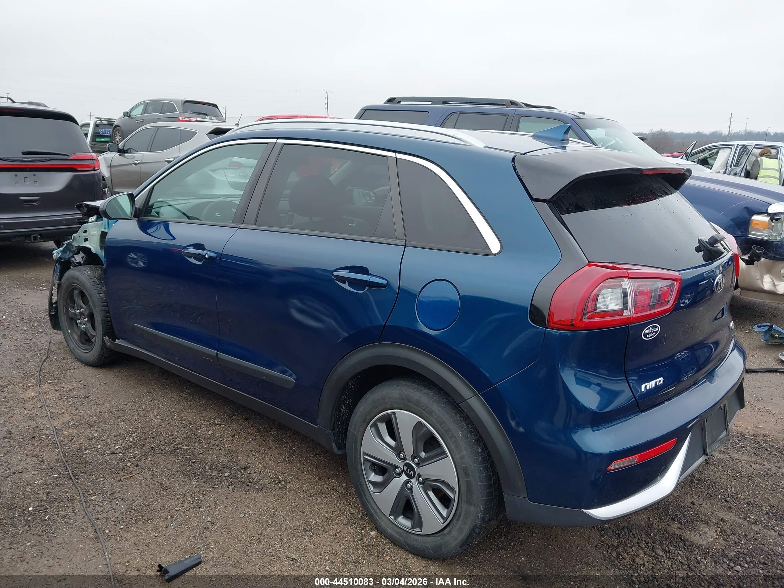 KIA NIRO image 3