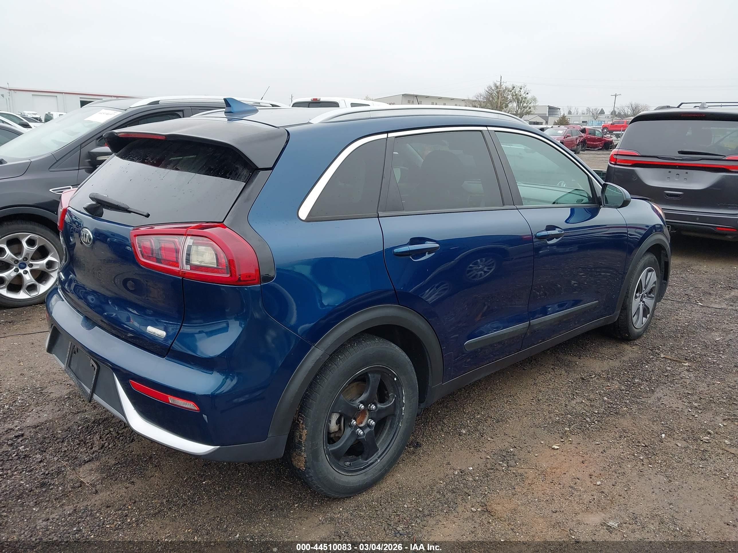 KIA NIRO image 4
